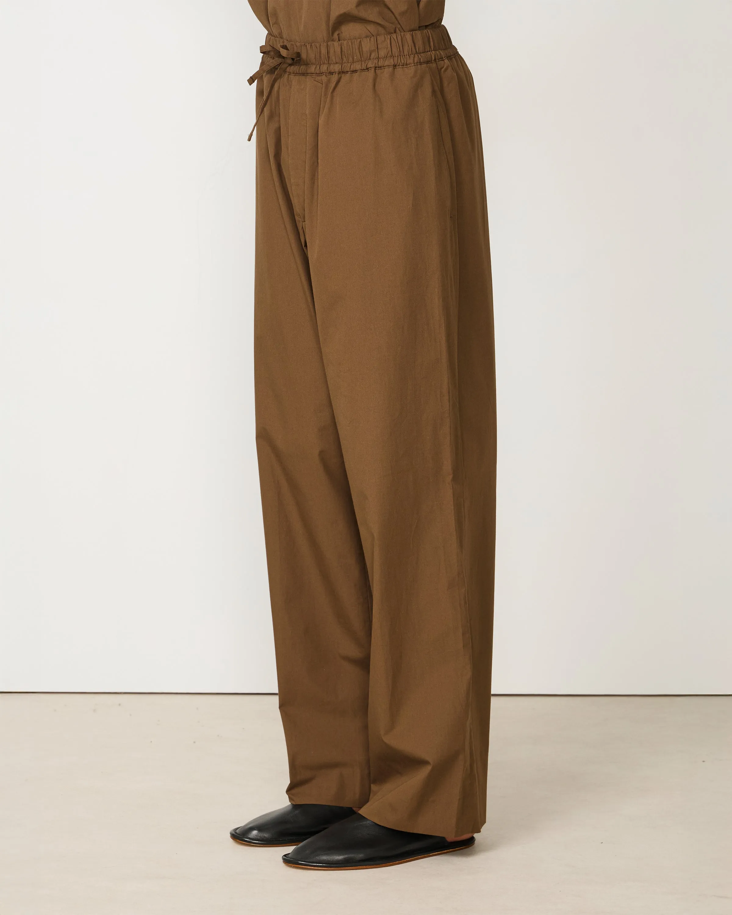 Pantalon nilson sold by Officine Generale product image thumbnail 3