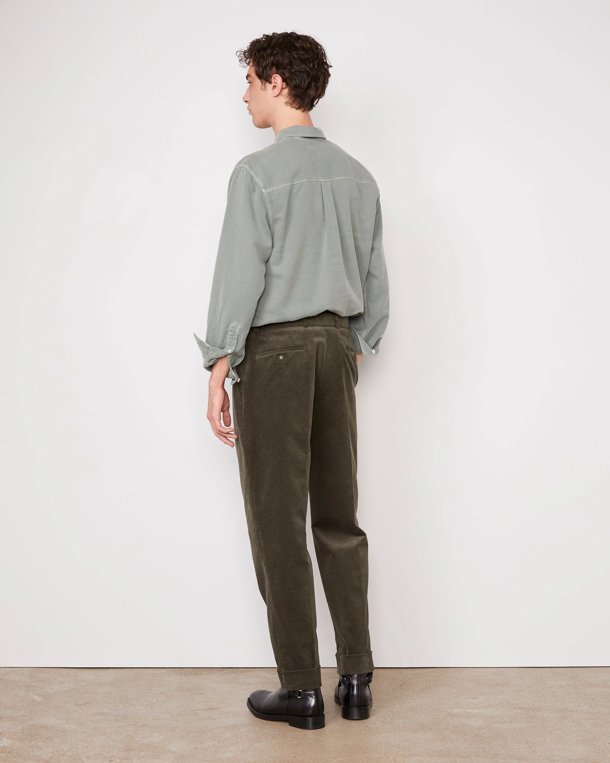 Pantalon hugo sold by Officine Generale product image thumbnail 3