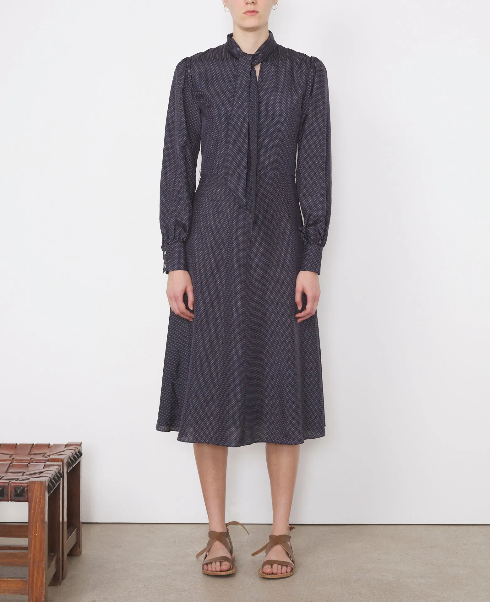 Robe sybille sold by Officine Generale product image thumbnail 2