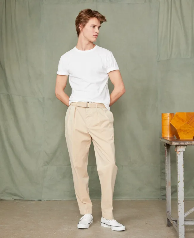Chino a plis sold by Officine Generale