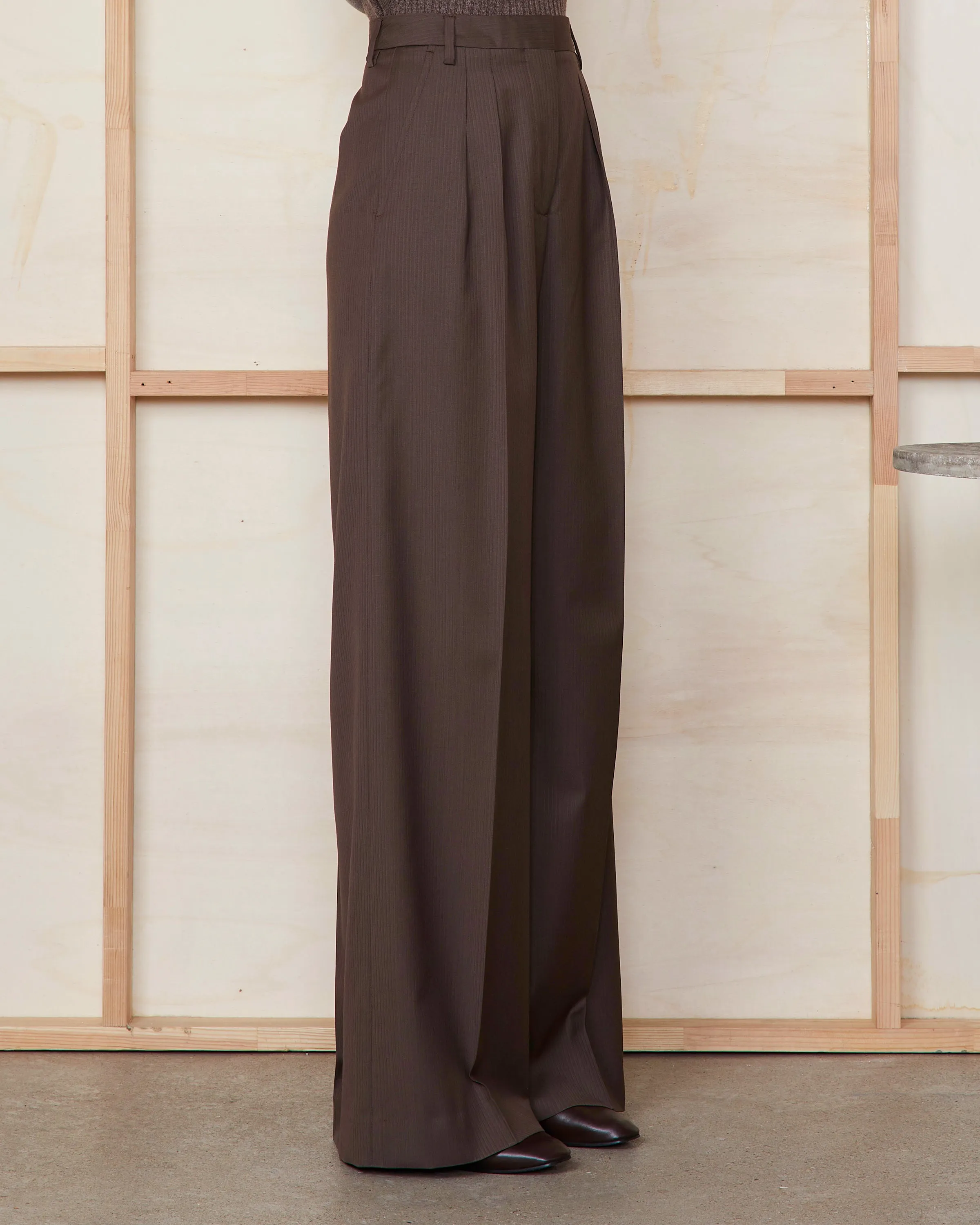 Pantalon elia sold by Officine Generale product image thumbnail 3