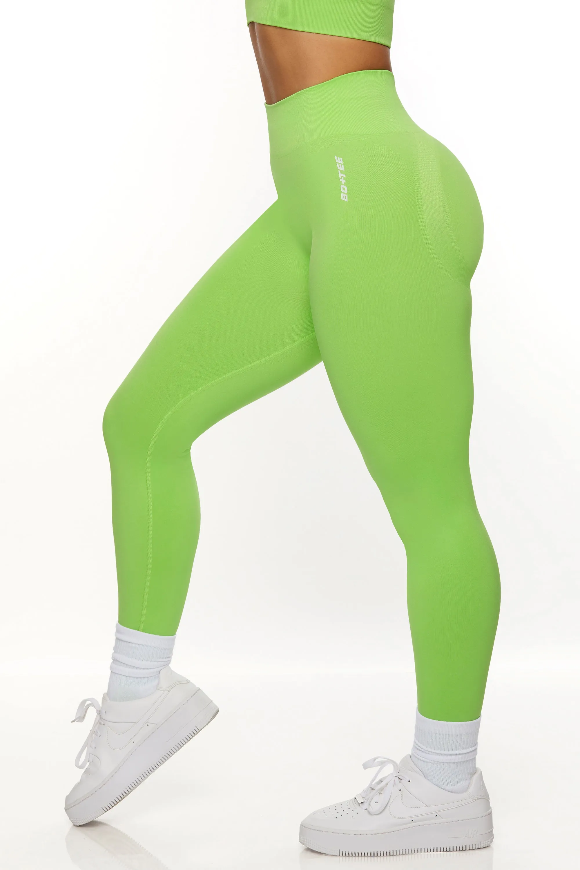 High Waist Seamless Leggings in Green sold by Oh Polly product image thumbnail 3