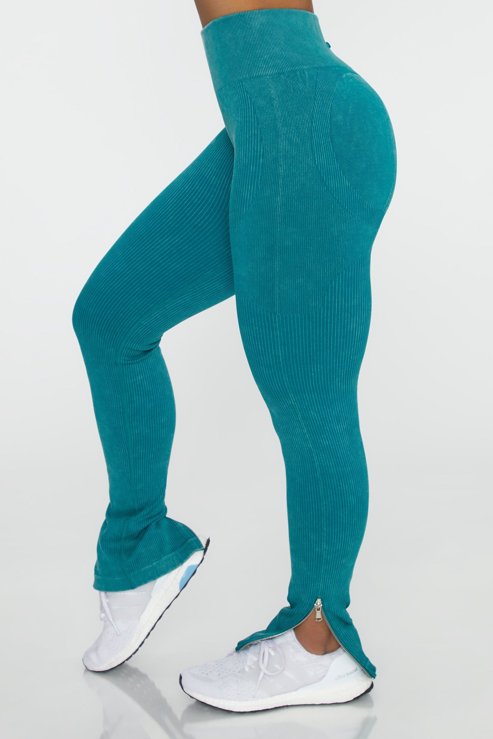 Petite Side Zip Flare Leggings in Teal sold by Oh Polly product image thumbnail 4