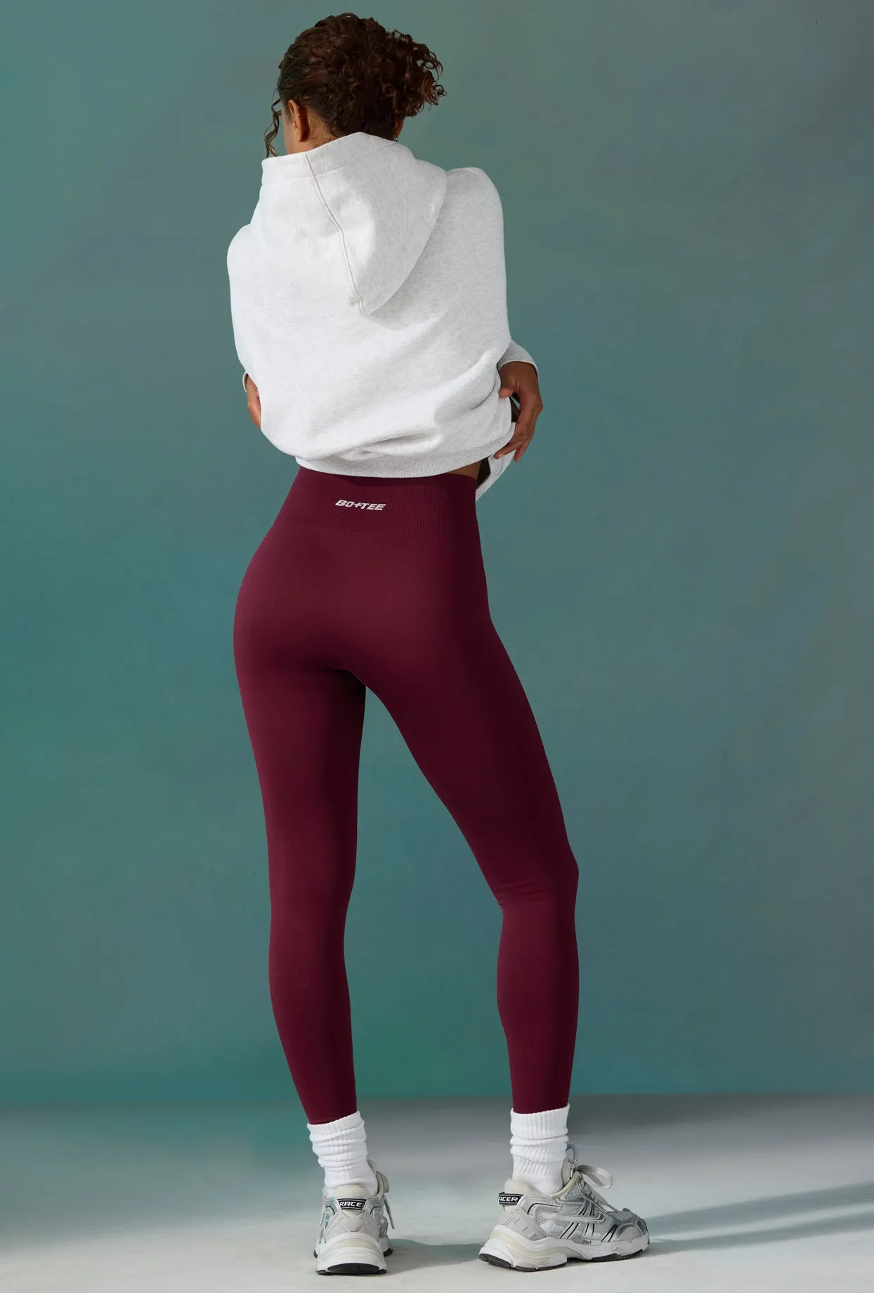 Super Sculpt Seamless Leggings in Plum sold by Oh Polly product image thumbnail 2