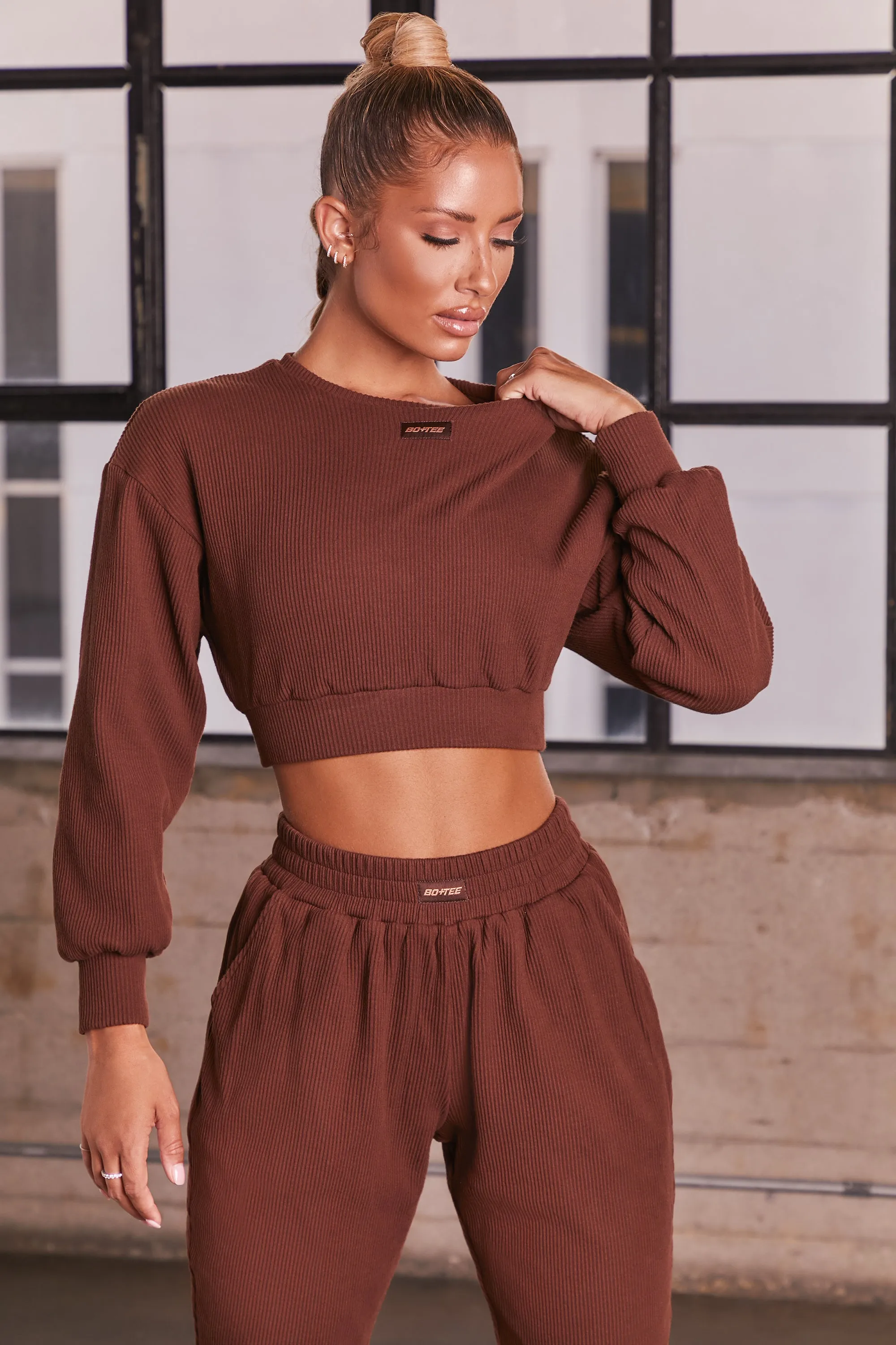 Ribbed Cropped Oversized Sweatshirt in Chocolate Brown sold by Oh Polly product image thumbnail 3