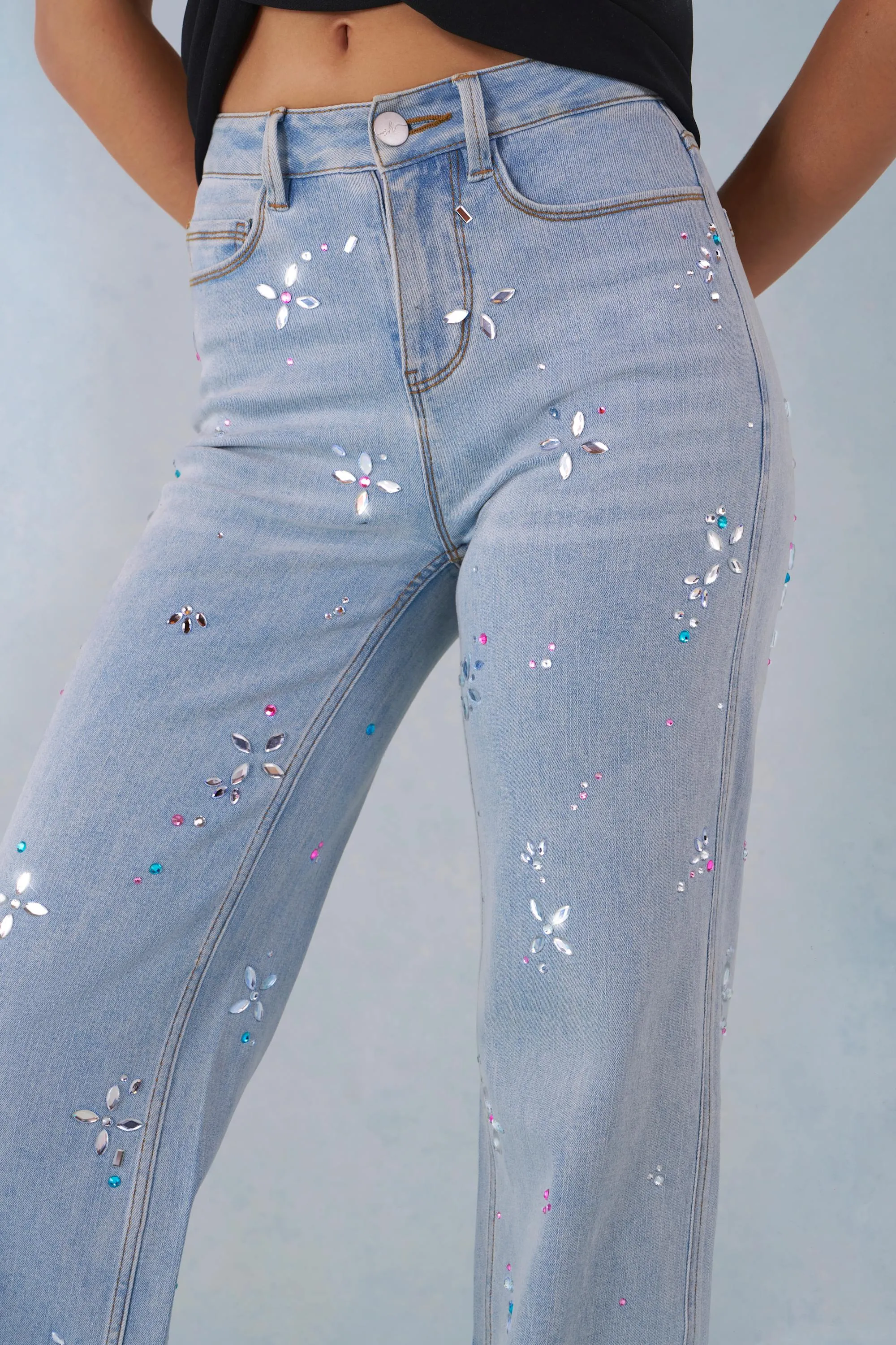 Mid-Rise Straight-Leg Jeans in Light Denim sold by Oh Polly product image thumbnail 2