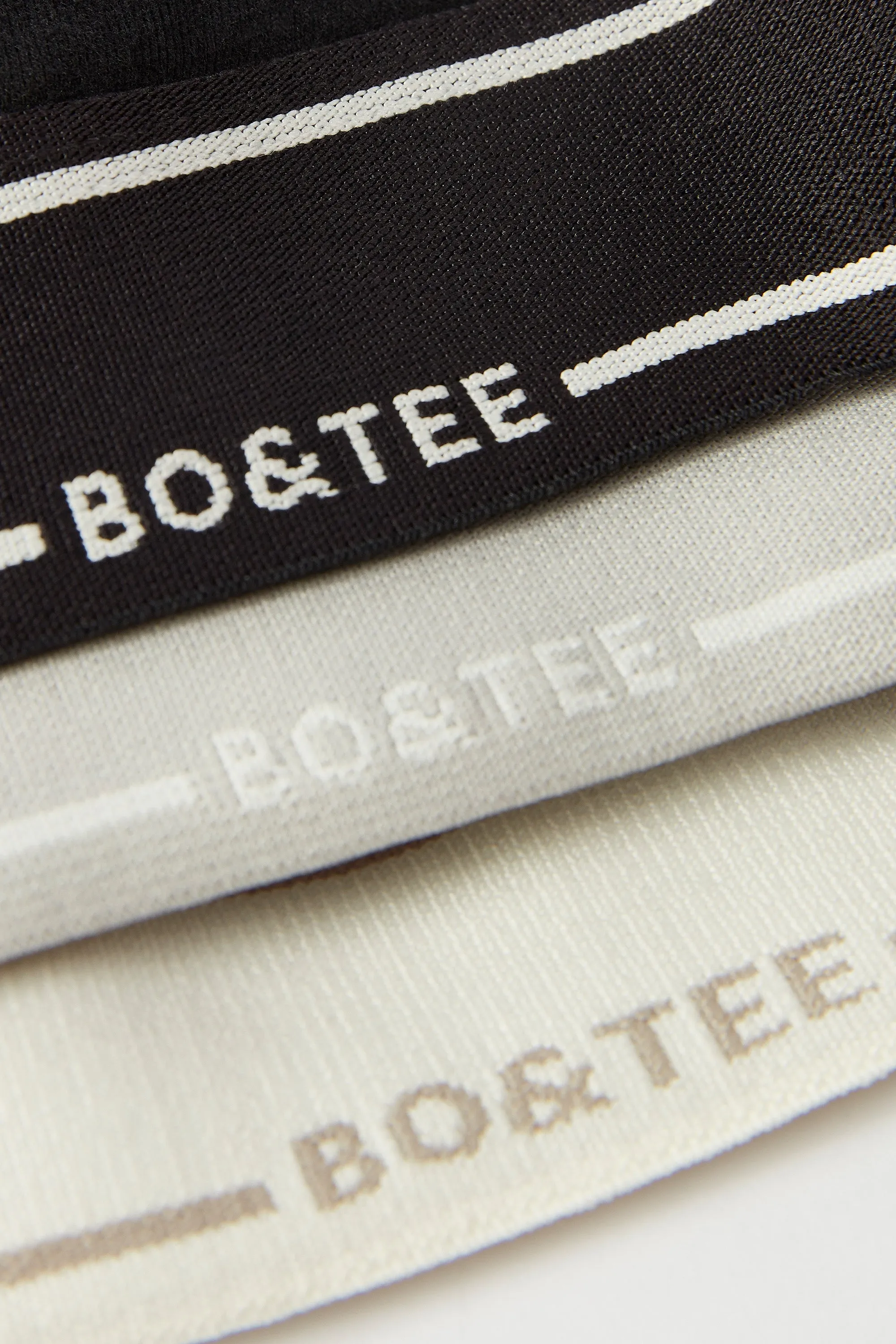 High-Waist Cheeky Briefs Bundle in Multi sold by Oh Polly product image thumbnail 3