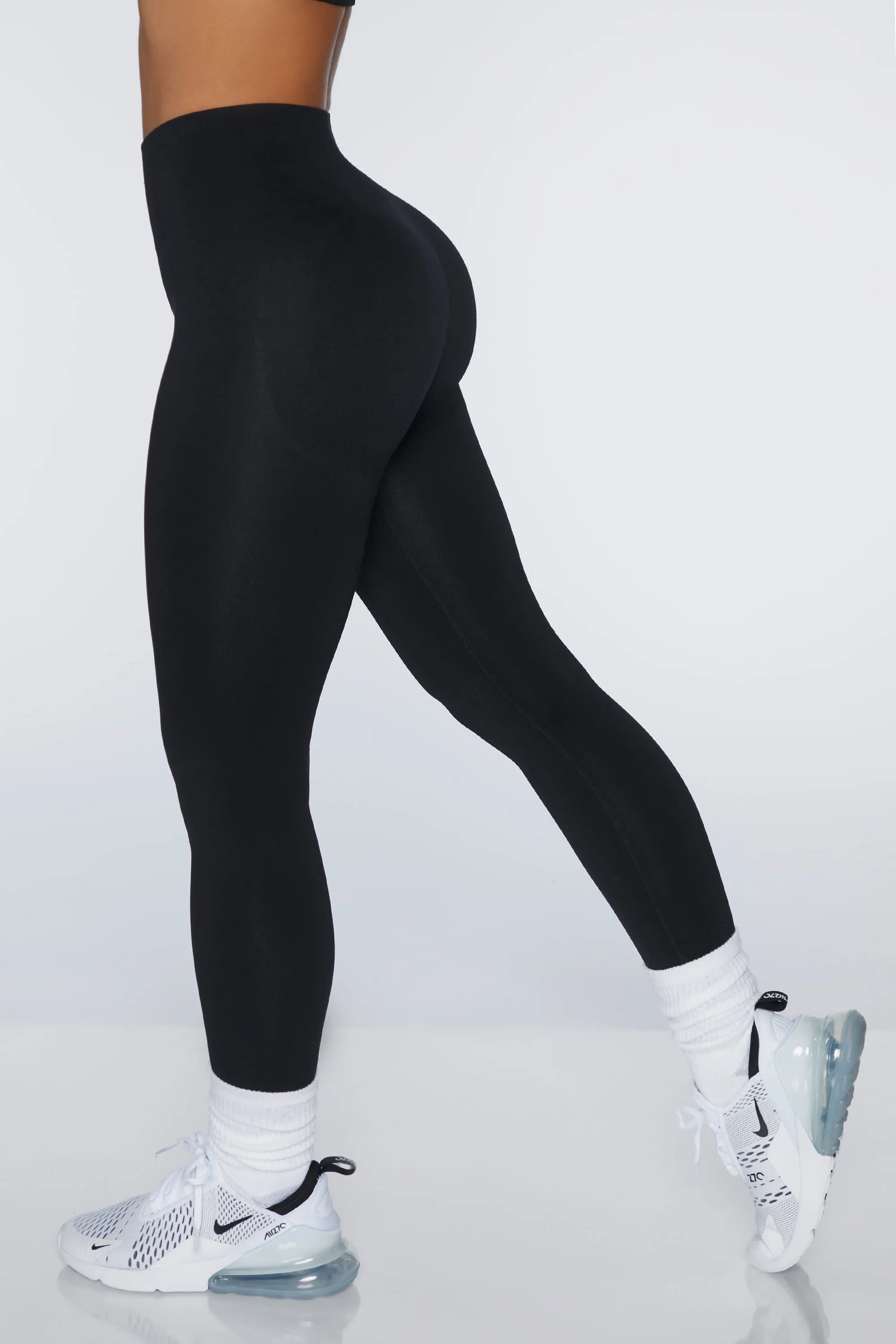 High-Waist Seamless Leggings in Black sold by Oh Polly product image thumbnail 3
