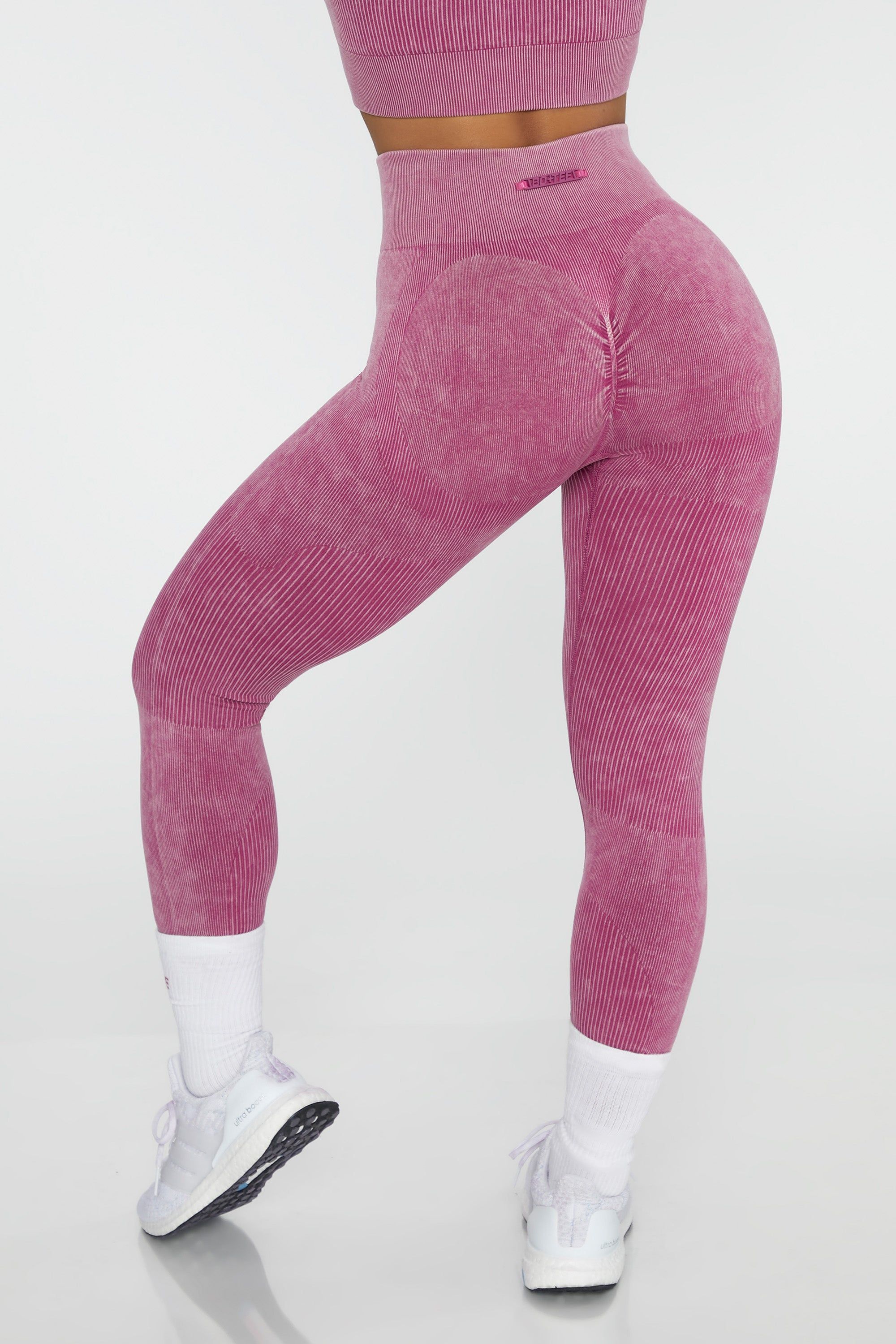 High Waisted Leggings in Dark Pink sold by Oh Polly product image thumbnail 4