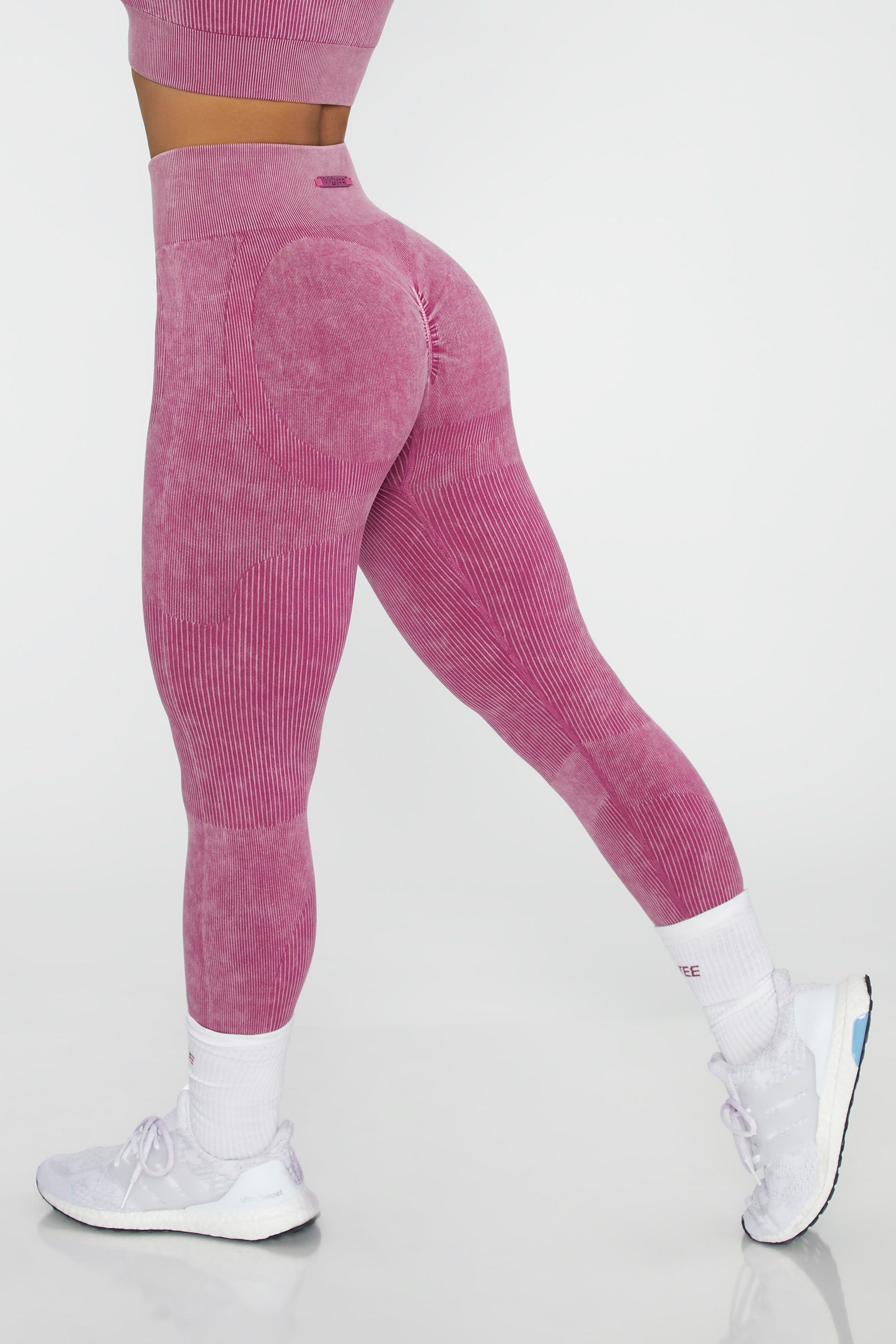 High Waisted Leggings in Dark Pink sold by Oh Polly product image thumbnail 3