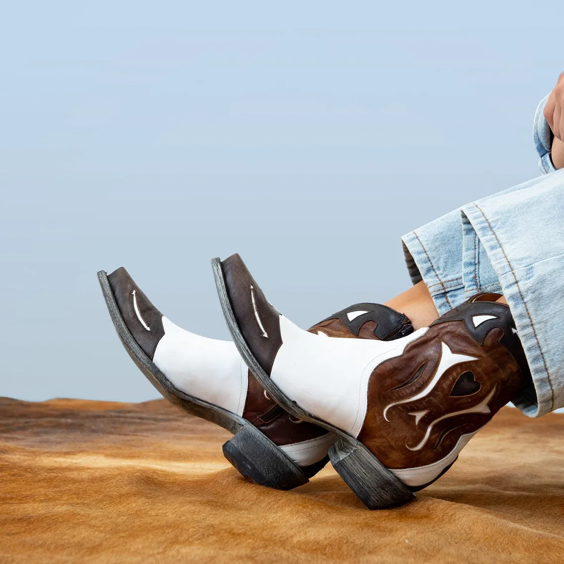 LITVINOV - WOMEN'S sold by Old Gringo product image thumbnail 2