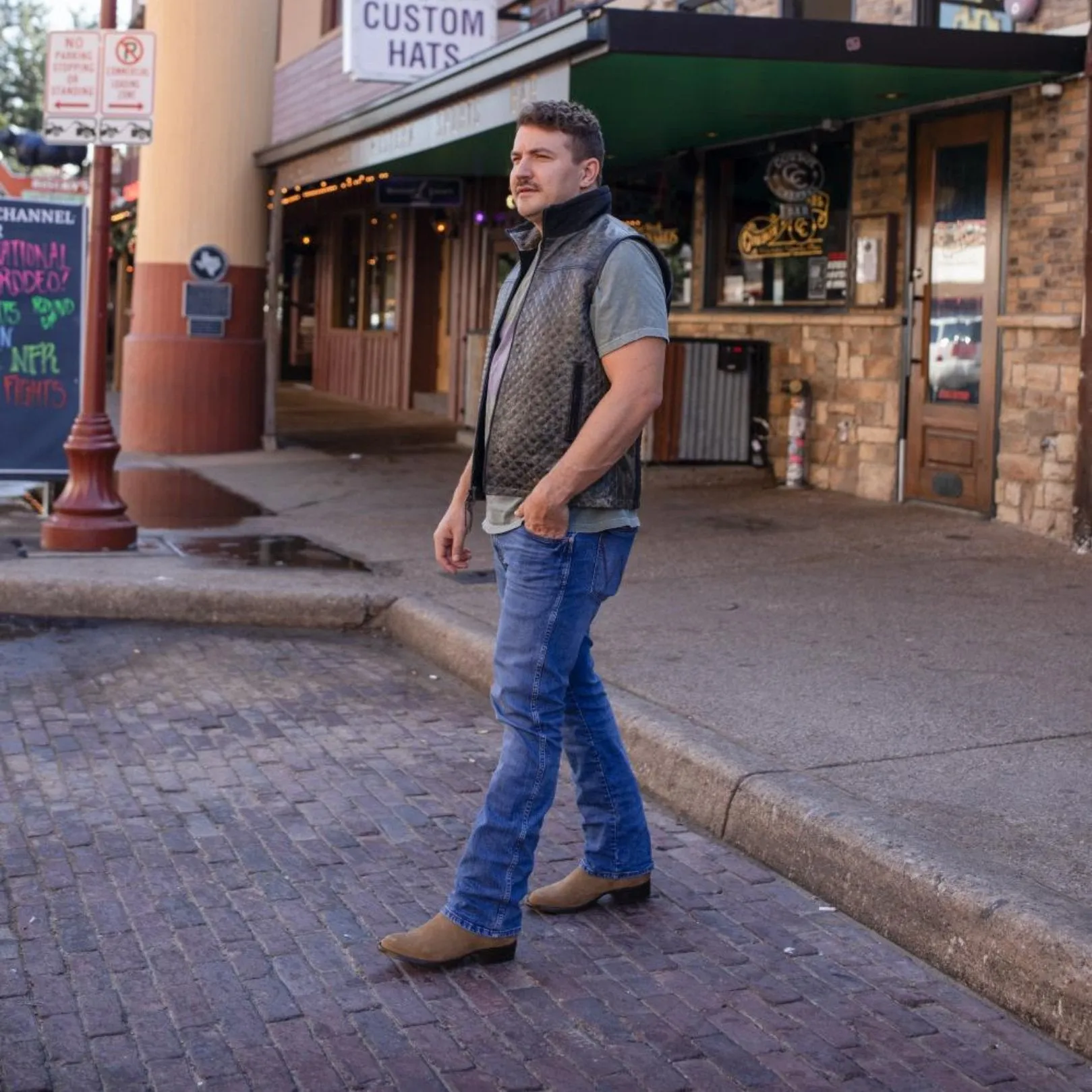 MEN'S QUILTED VEST GREY - MEN'S sold by Old Gringo product image thumbnail 2