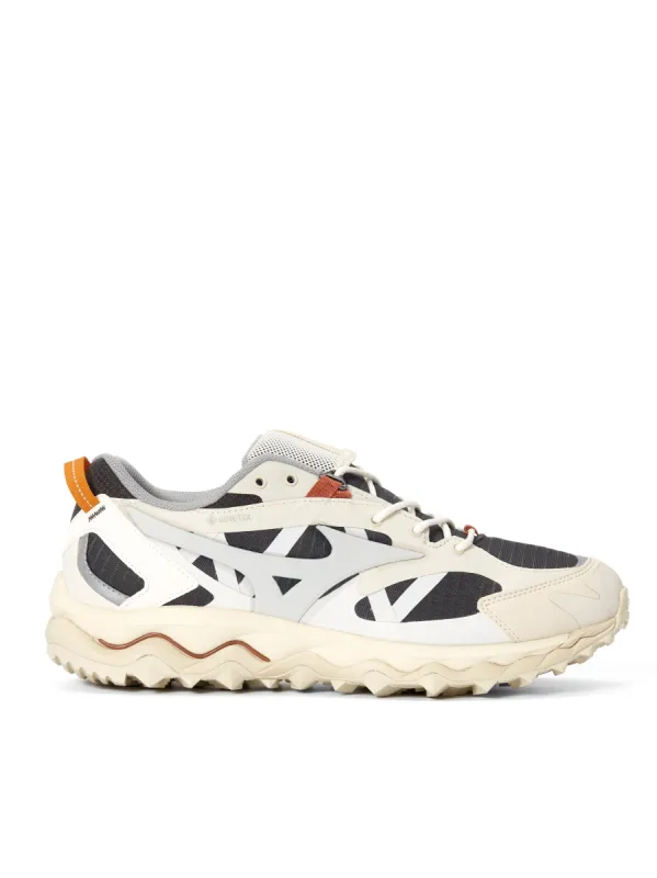 Mizuno Wave Mujin TL GTX Summer Sand/Grey Violet/Dark Shadow sold by Oliver Spencer