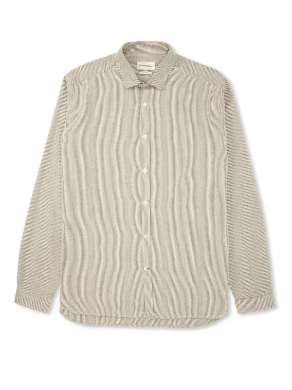 Clerkenwell Tab Shirt Floyd Navy made by Oliver Spencer