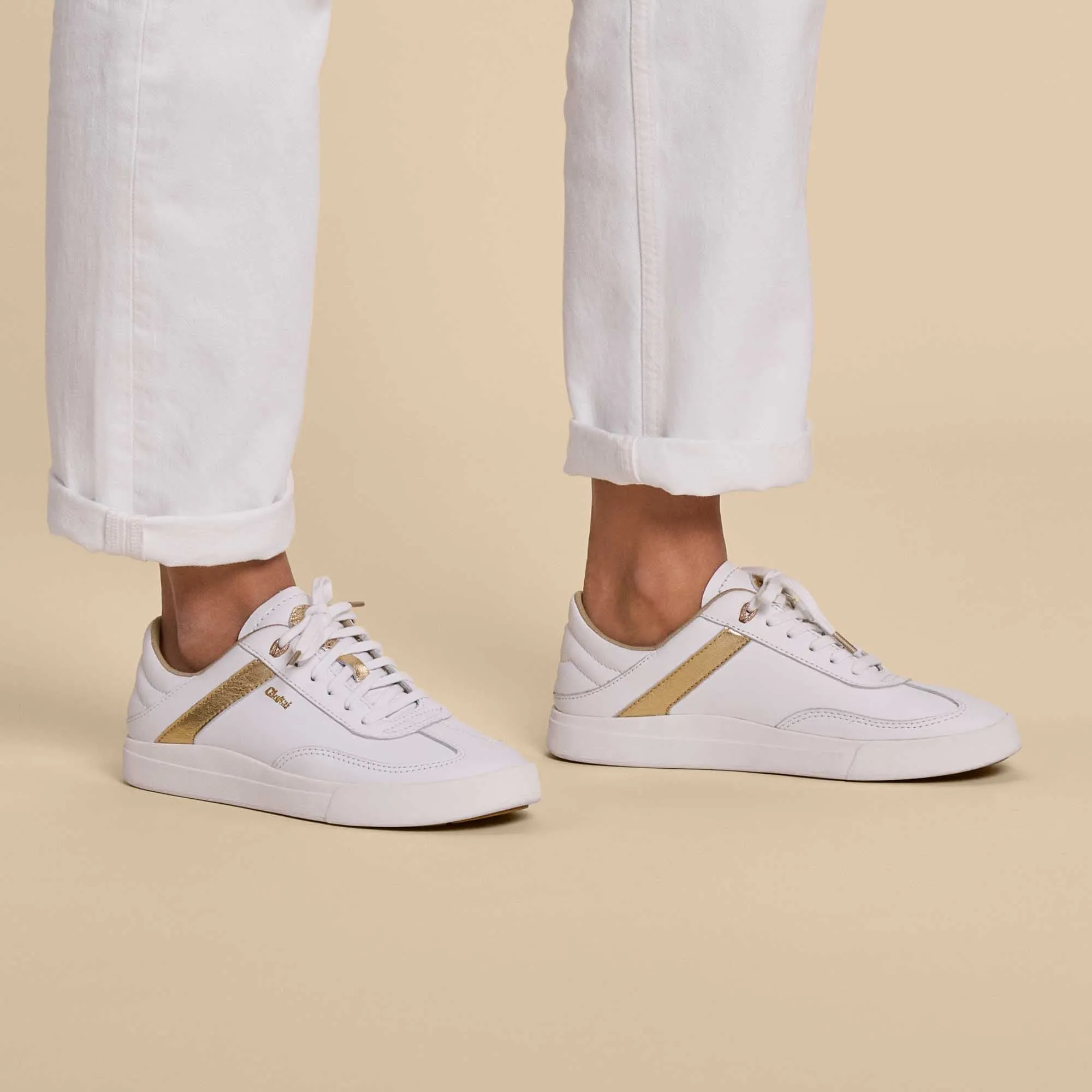 Hā‘upu - White sold by OluKai product image thumbnail 3