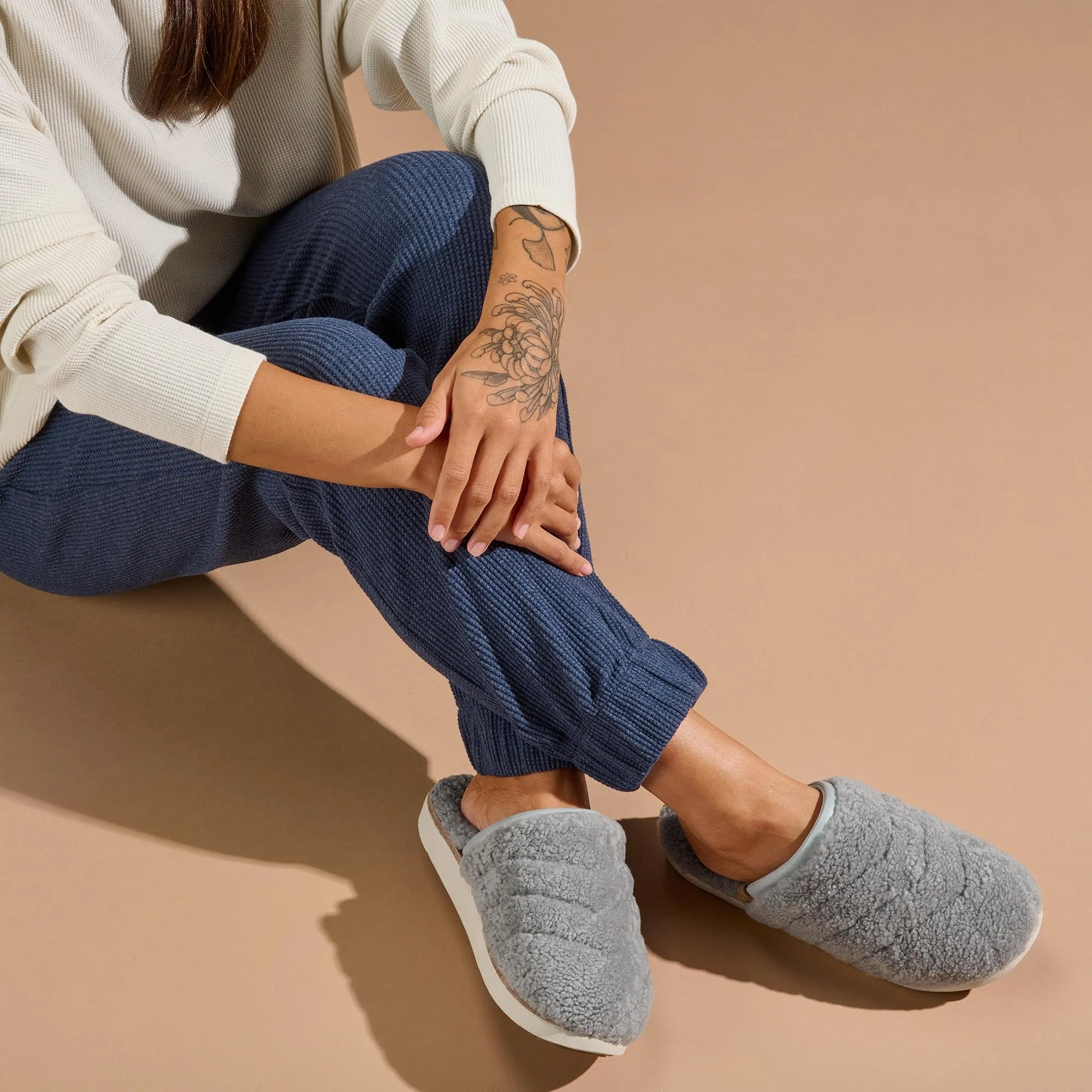 Pūpū Mua - Pale Grey sold by OluKai product image thumbnail 5