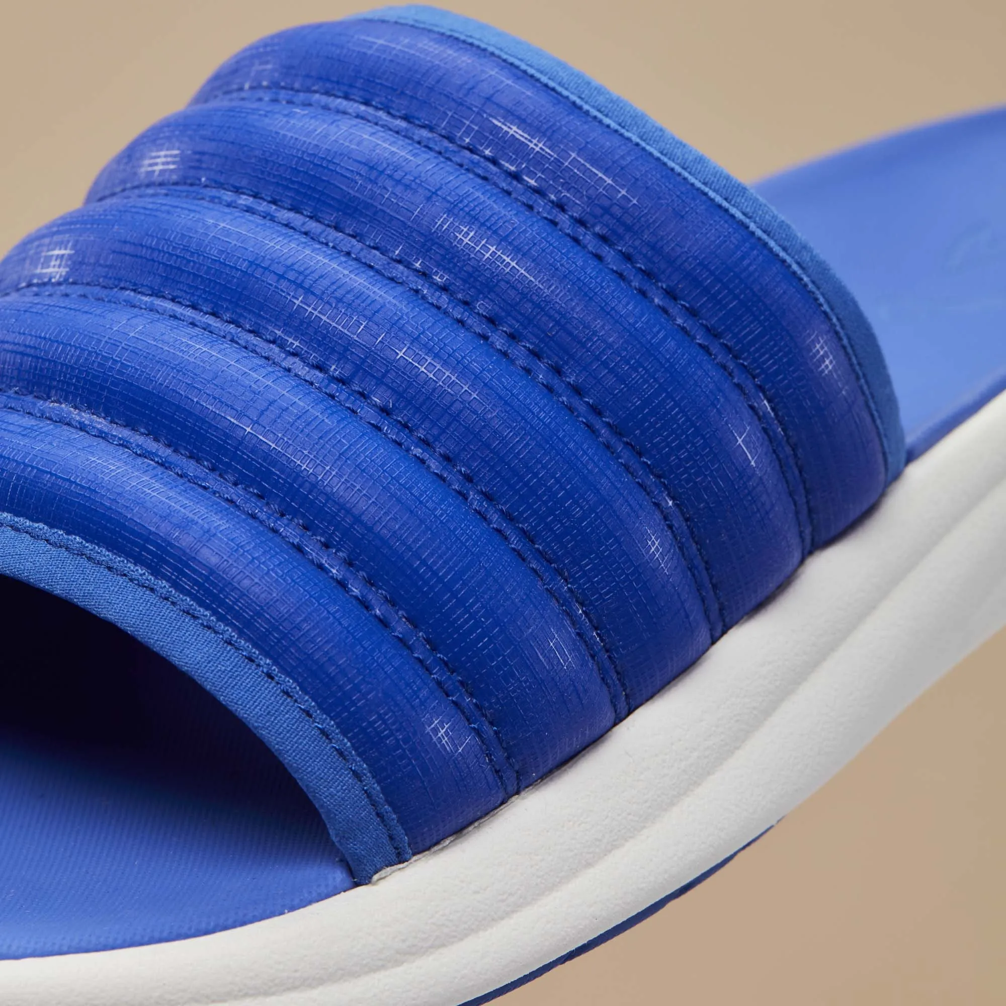 Komo Slide - Sunset Blue sold by OluKai product image thumbnail 2