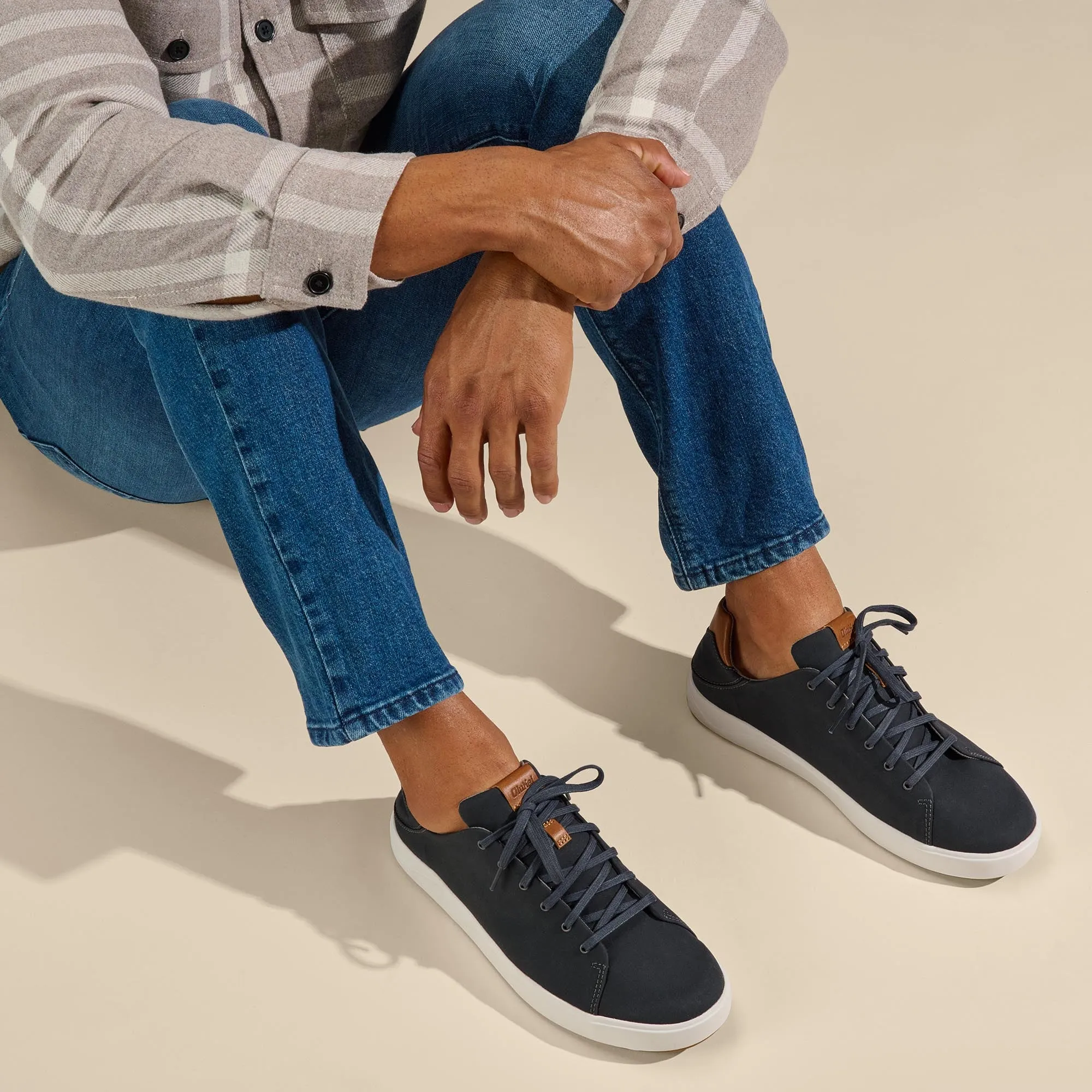 Lae‘ahi Lī - Dark Shadow sold by OluKai product image thumbnail 5