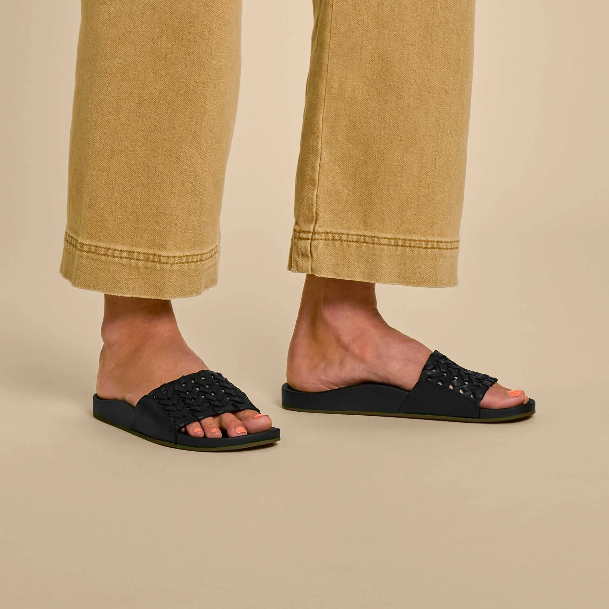 Kāmola - Black sold by OluKai product image thumbnail 2