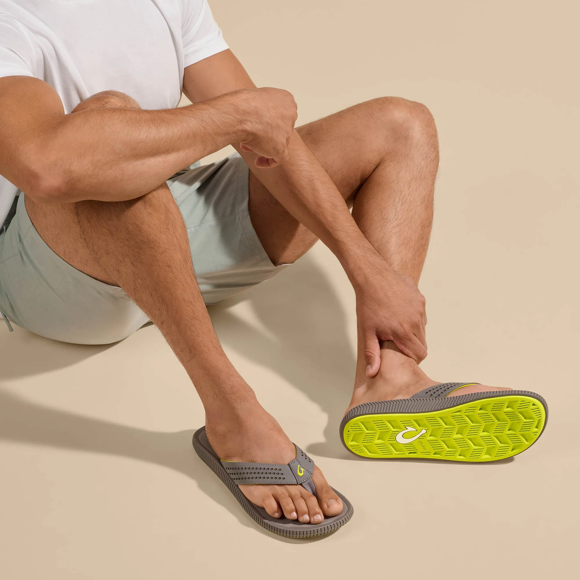 Ulele - Graphite sold by OluKai product image thumbnail 4