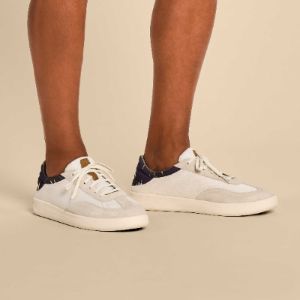 Pūnini - Off White / Aloha sold by OluKai