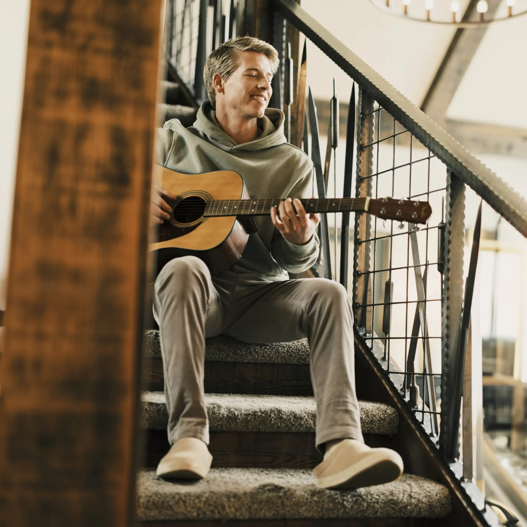 Hāmani Hulu - Oatmeal sold by OluKai product image thumbnail 4