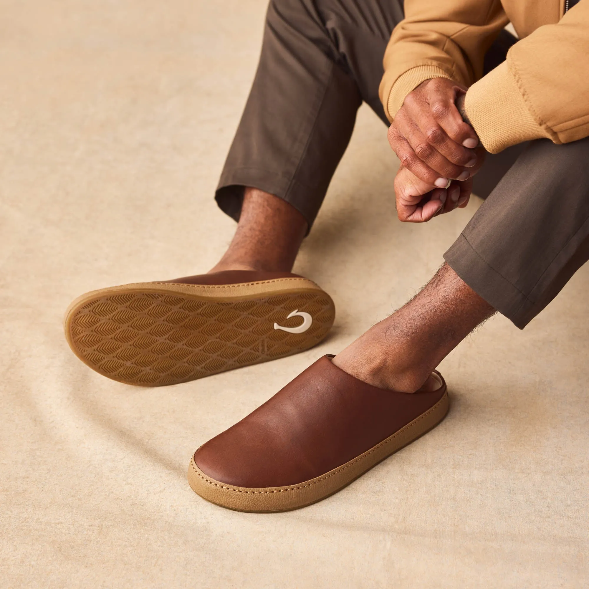 Hāmani - Toffee / Tan sold by OluKai product image thumbnail 4
