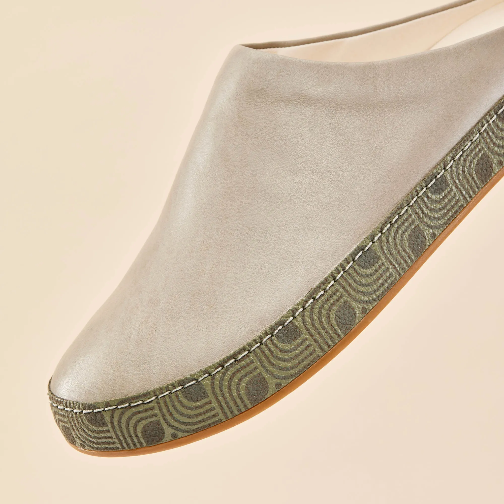 Hāmani - Mist sold by OluKai product image thumbnail 3