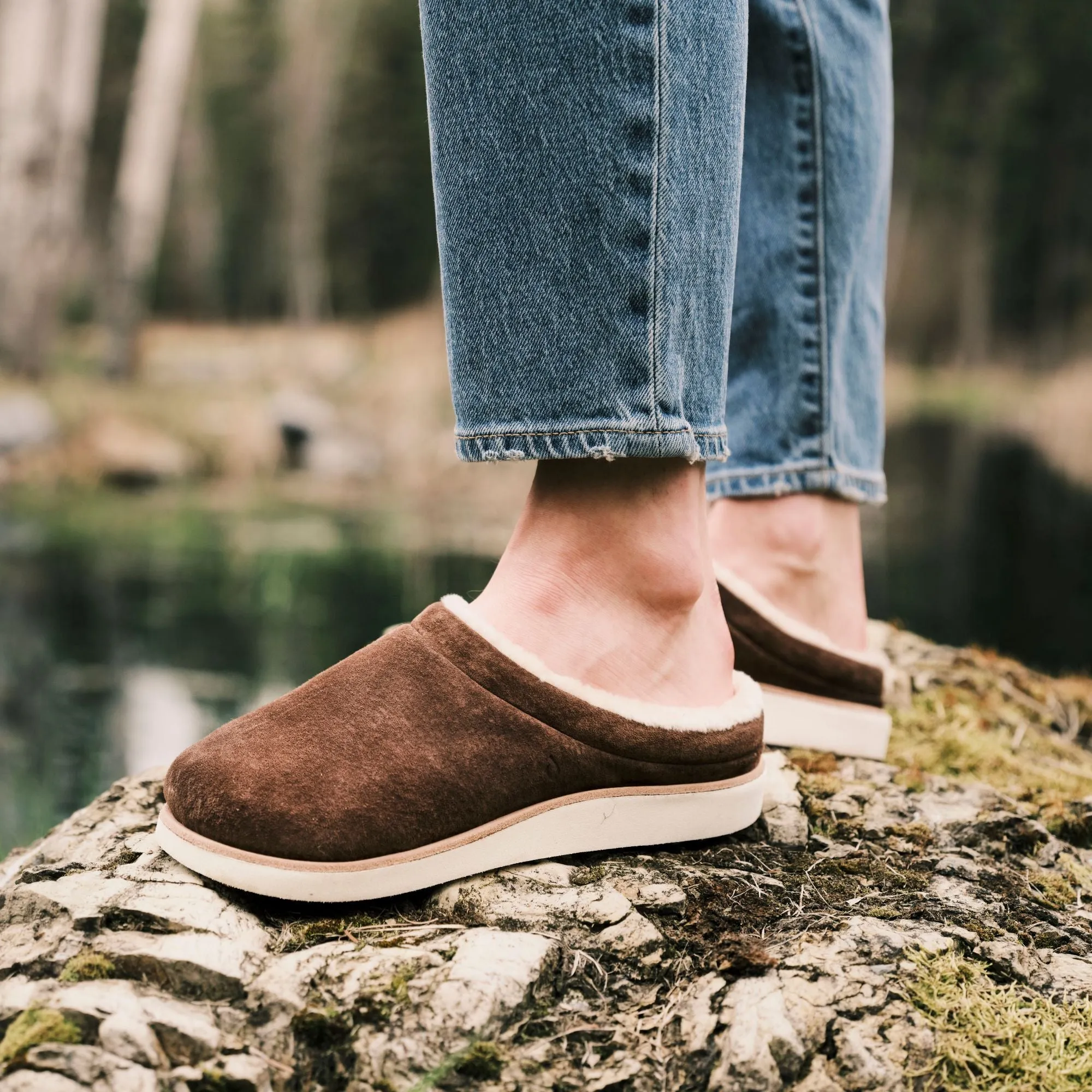 Mani - Dark Oak / Golden Sand sold by OluKai product image thumbnail 2