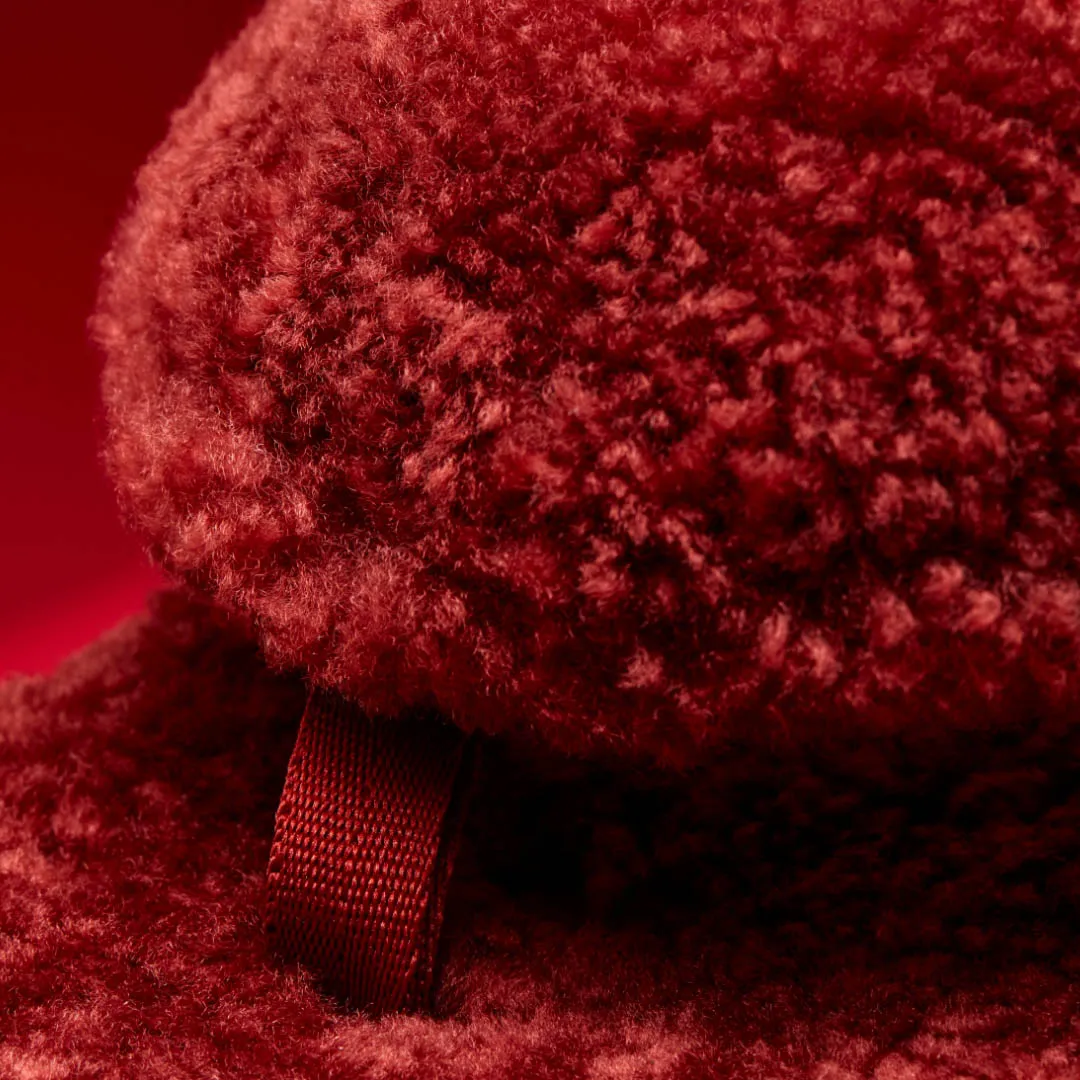 Kīpe'a Heu - Dark Rust sold by OluKai product image thumbnail 5