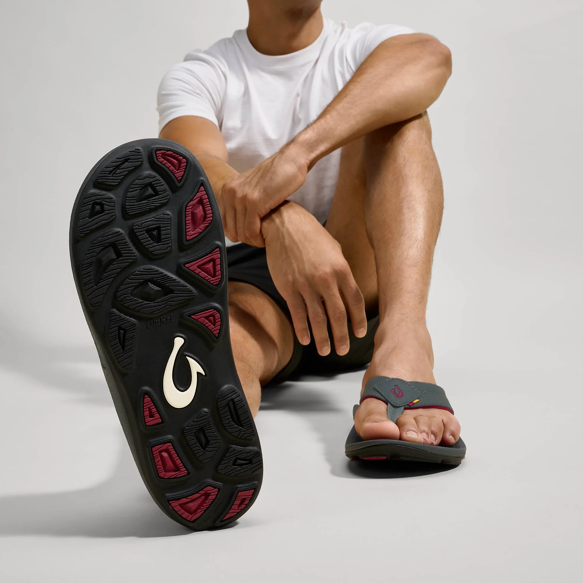 Kīpī - Dark Shadow sold by OluKai product image thumbnail 3