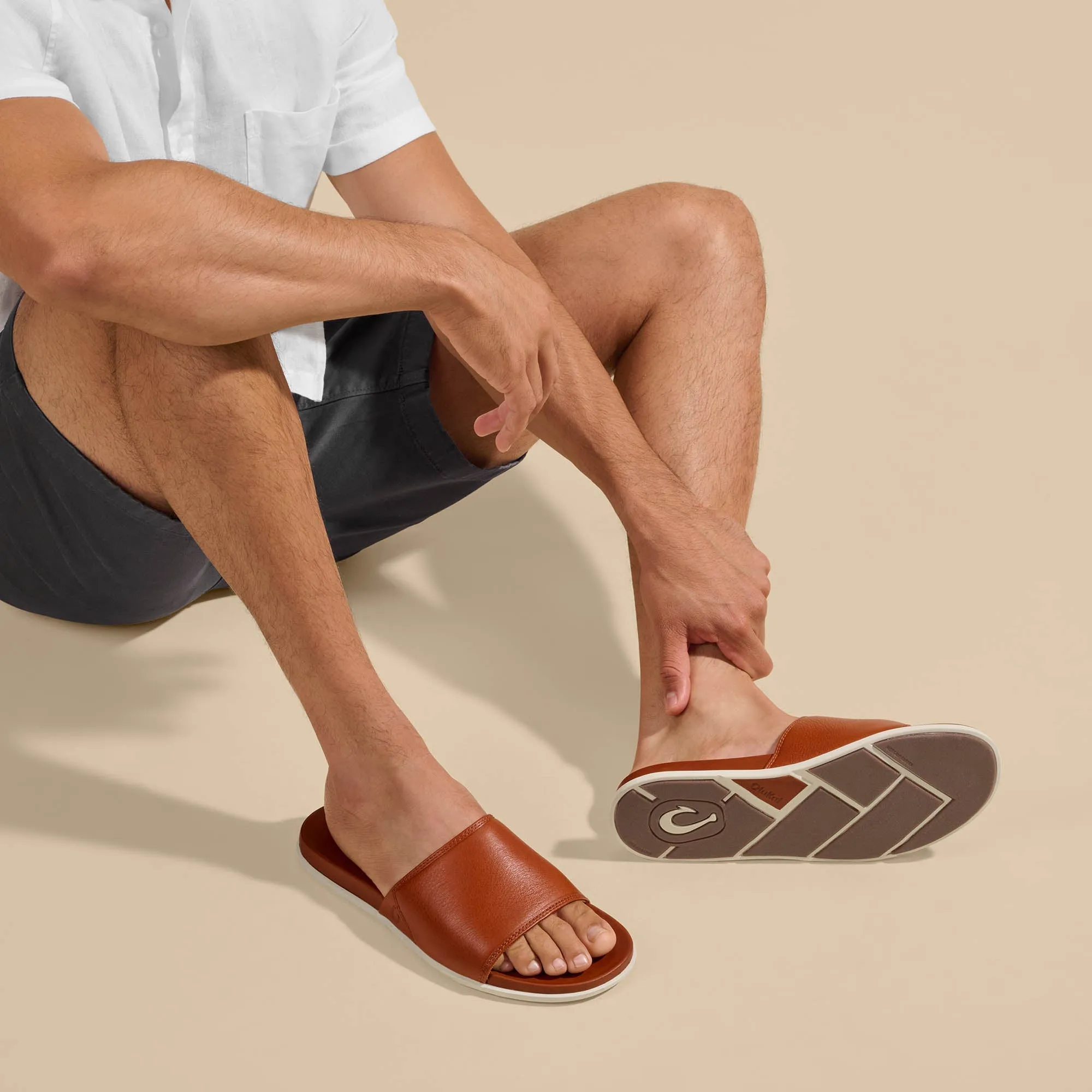 ‘Ōlali Slide - Fox / Fox sold by OluKai product image thumbnail 4