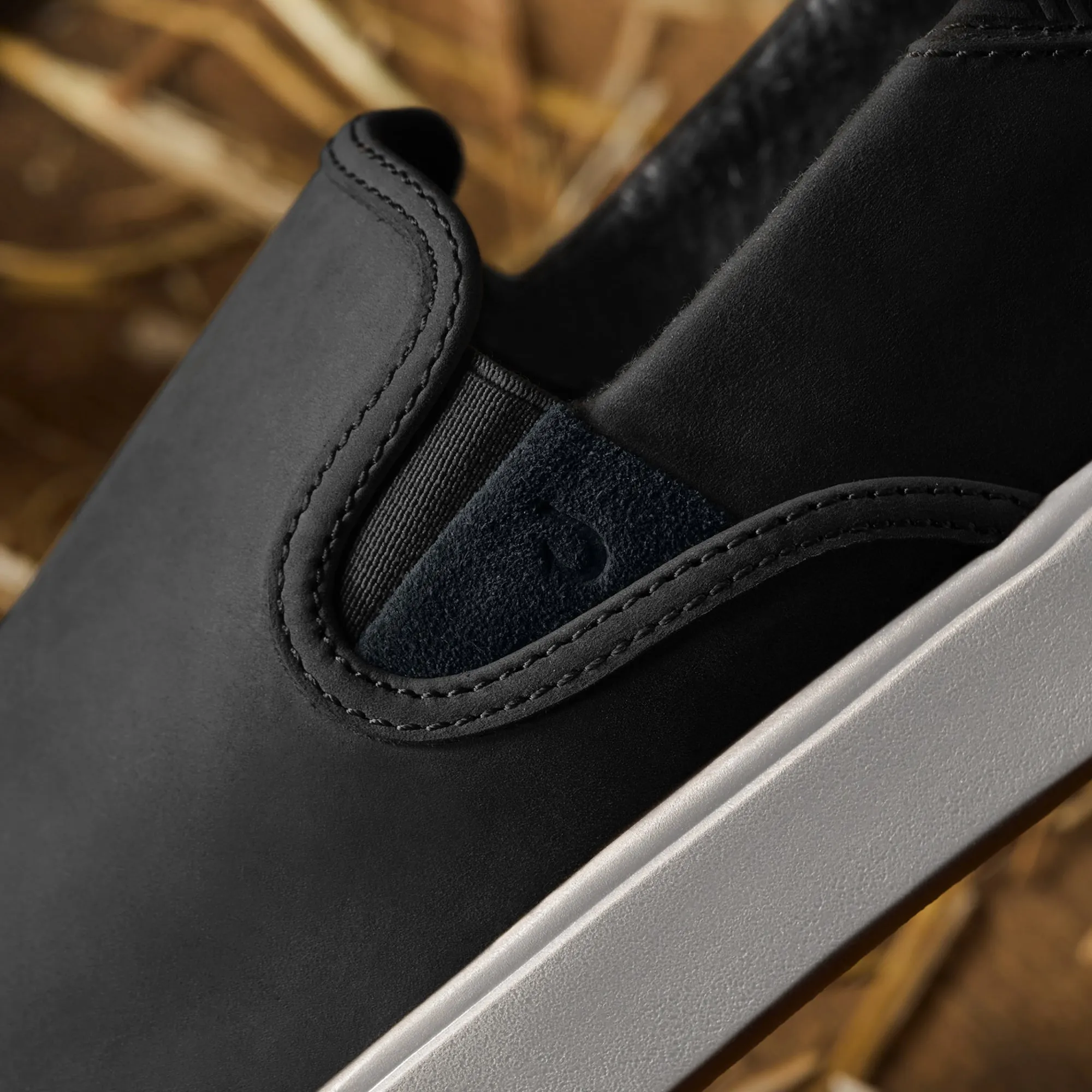 Laeʻahi ʻili - Black / Black sold by OluKai product image thumbnail 2