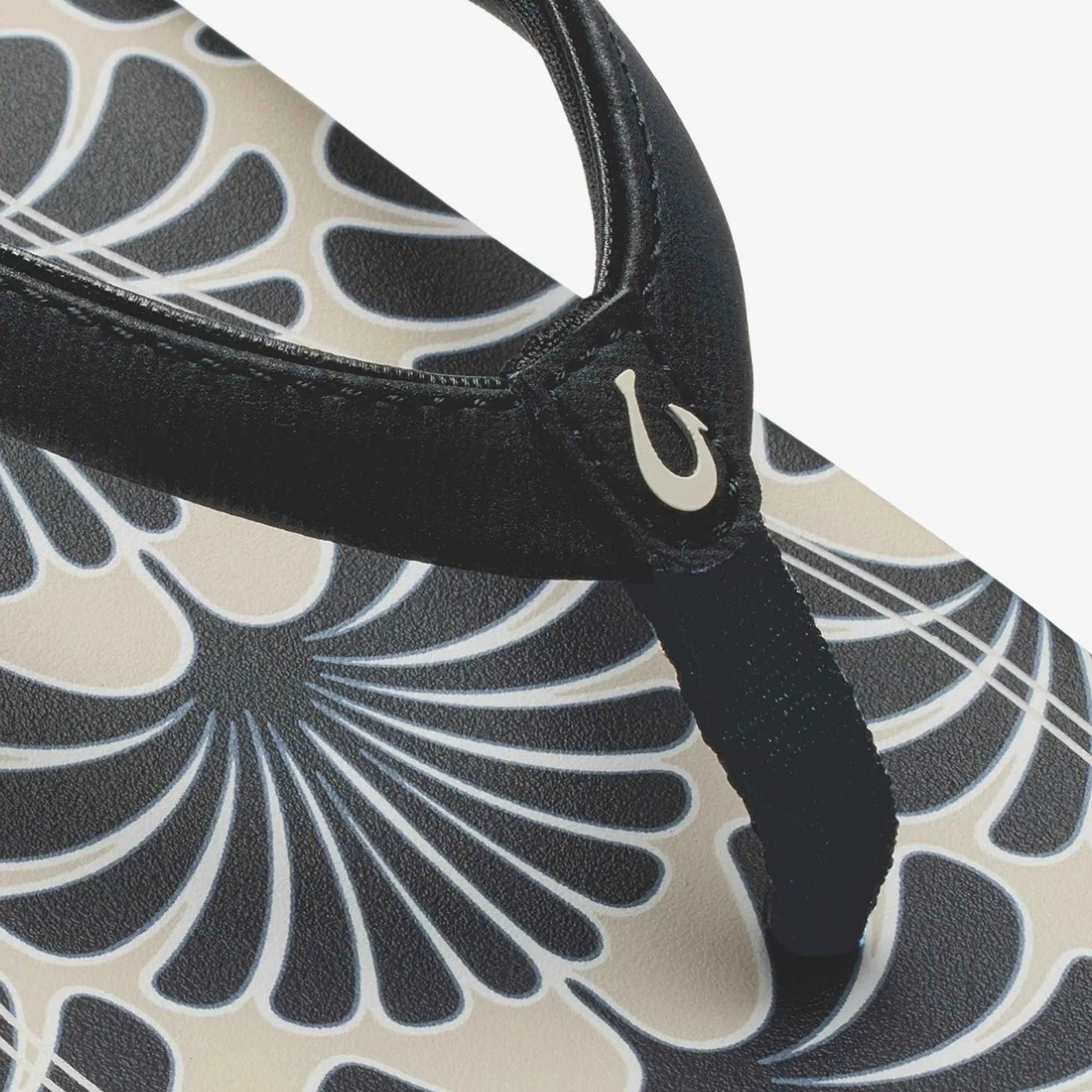 ‘Uiki - Black / Pa‘i sold by OluKai product image thumbnail 3