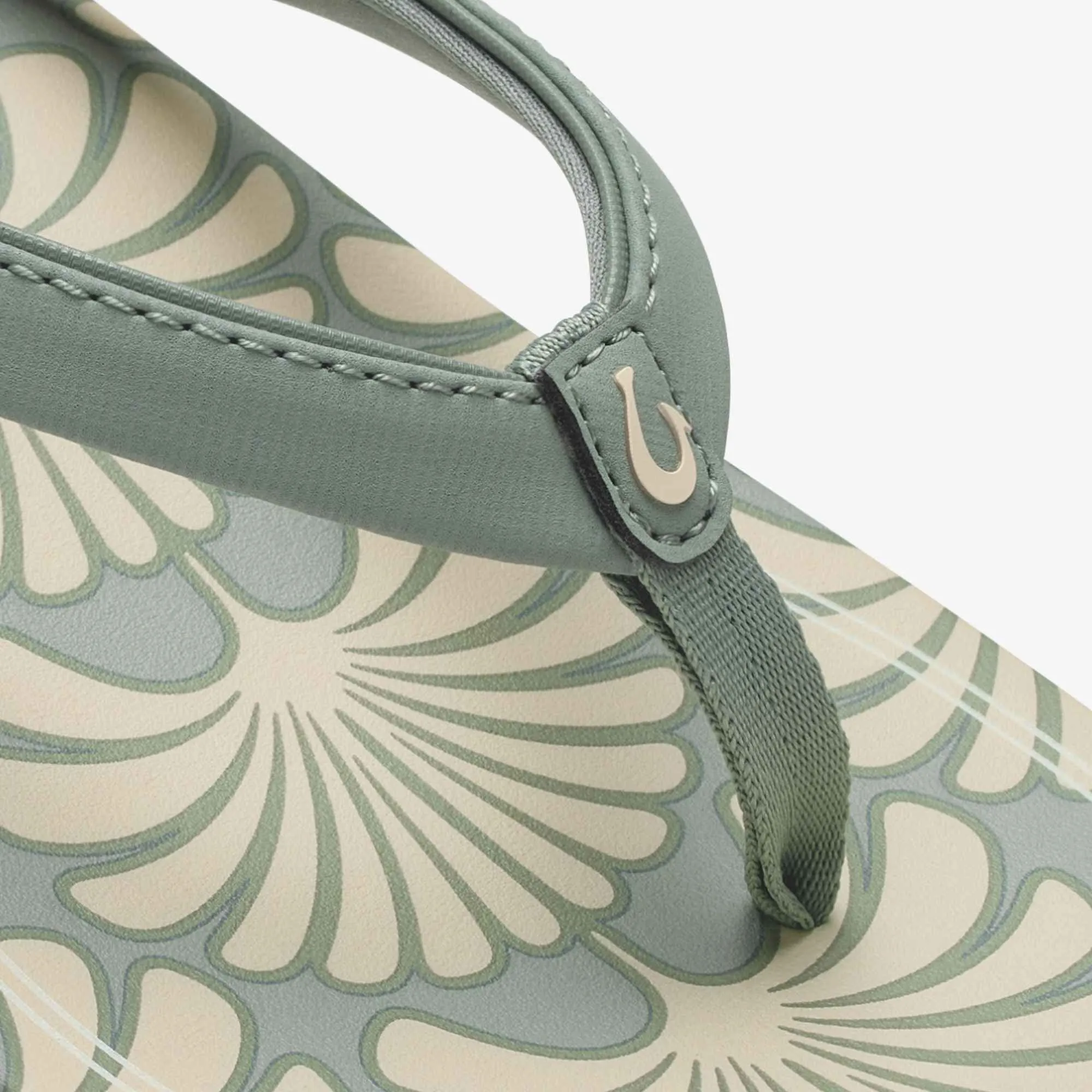 ‘Uiki - Silver Pine / Pa‘i sold by OluKai product image thumbnail 3