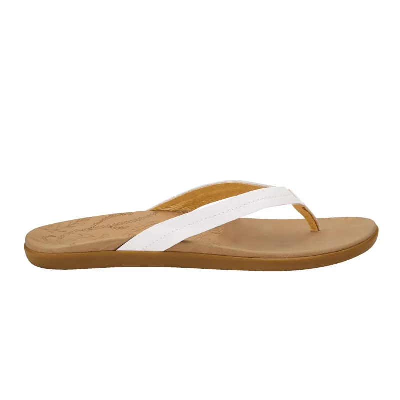 Honu - Bright White / Golden Sand sold by OluKai