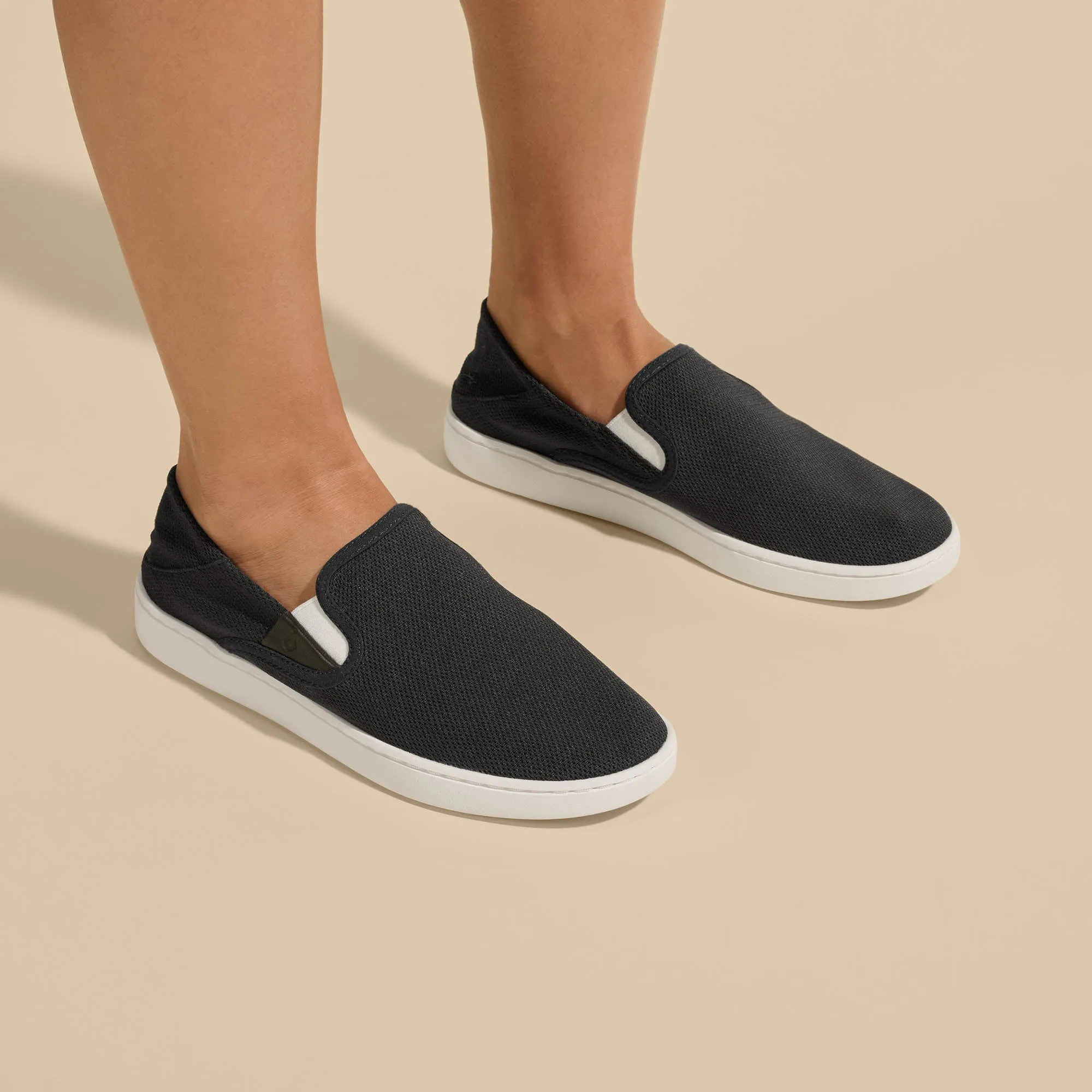 Pehuea - Black sold by OluKai product image thumbnail 2