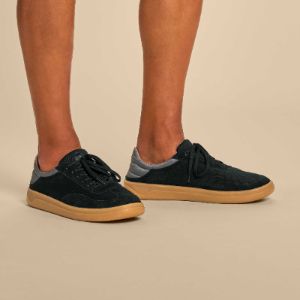 Pūnini - Black / Dark Shadow sold by OluKai