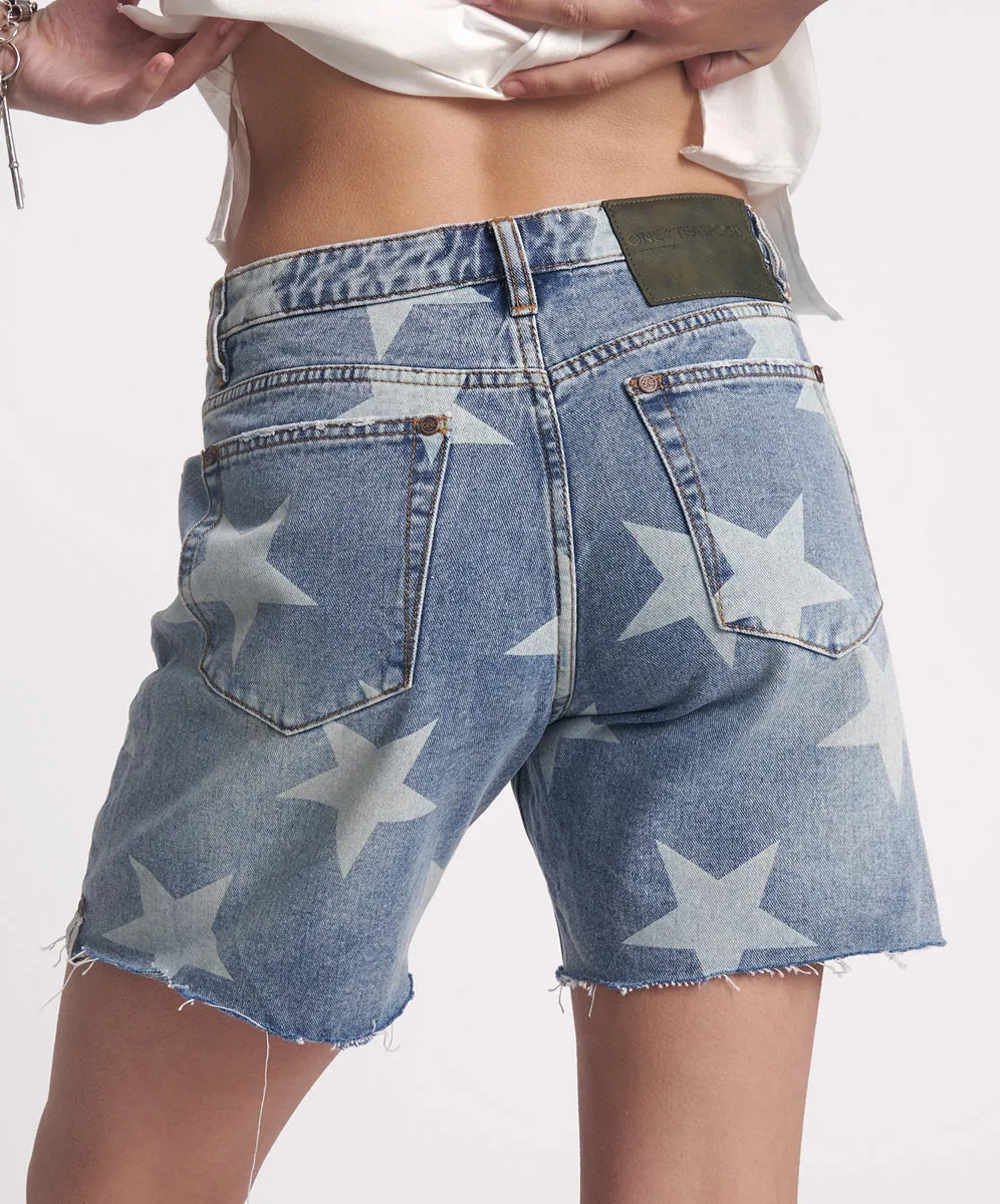 Jackson Mid Waist Wide Leg Denim Shorts - Starwash Blue sold by One Teaspoon product image thumbnail 5