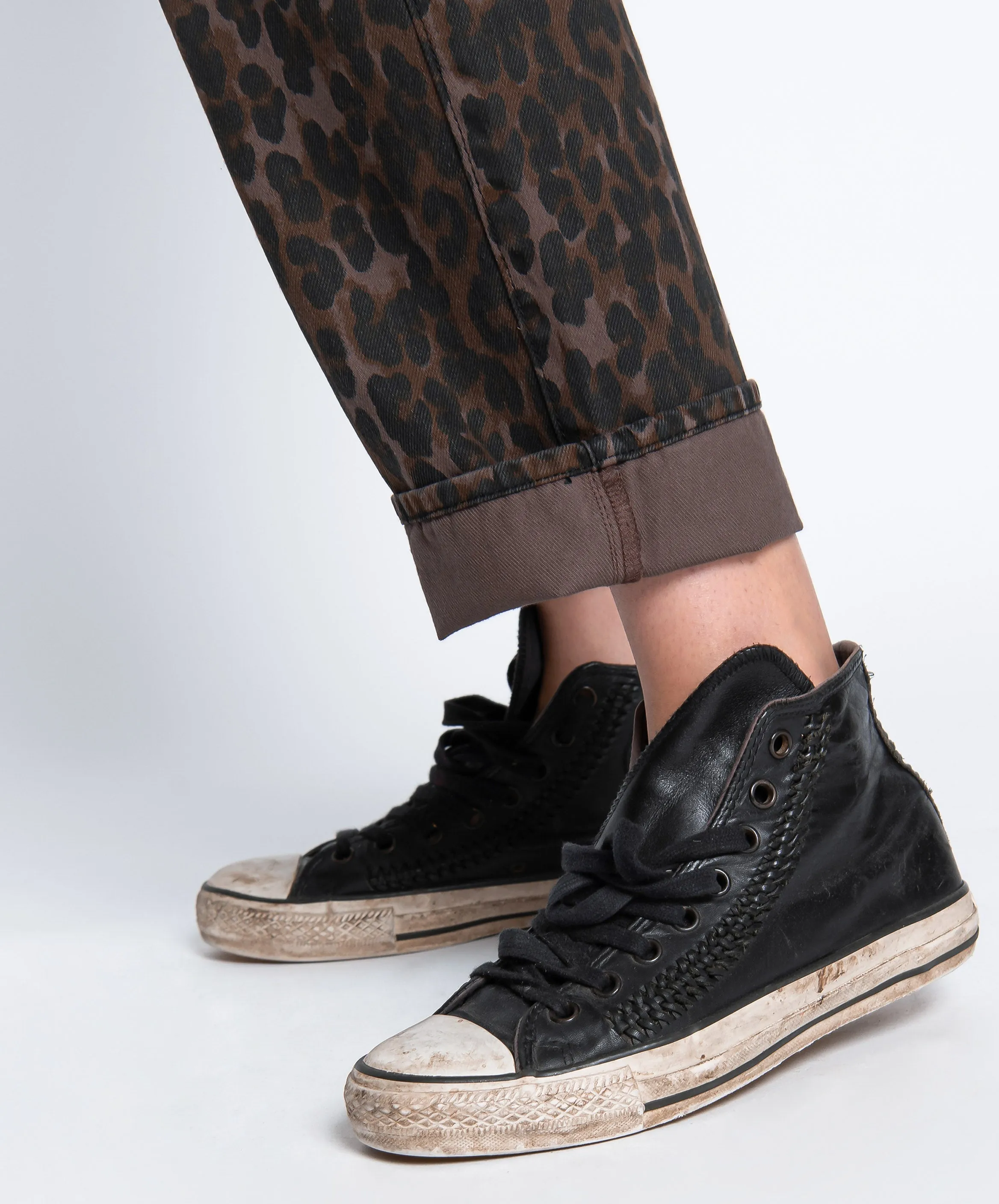 Truckers Mid Waist Straight Leg Denim Jeans - Bronze Leo sold by One Teaspoon product image thumbnail 5