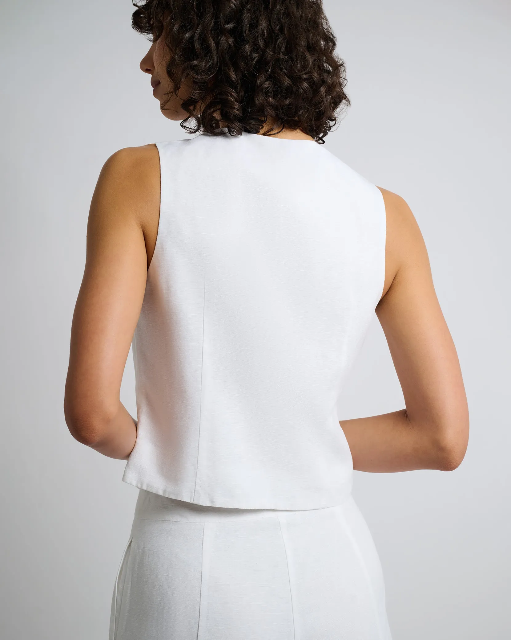 Air Linen Relaxed Vest sold by Onia product image thumbnail 5
