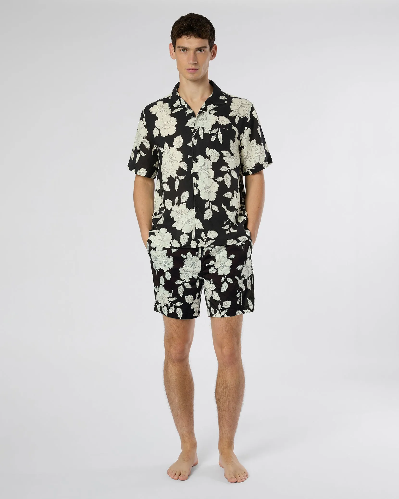 Air Linen Convertible Vacation Shirt sold by Onia product image thumbnail 3