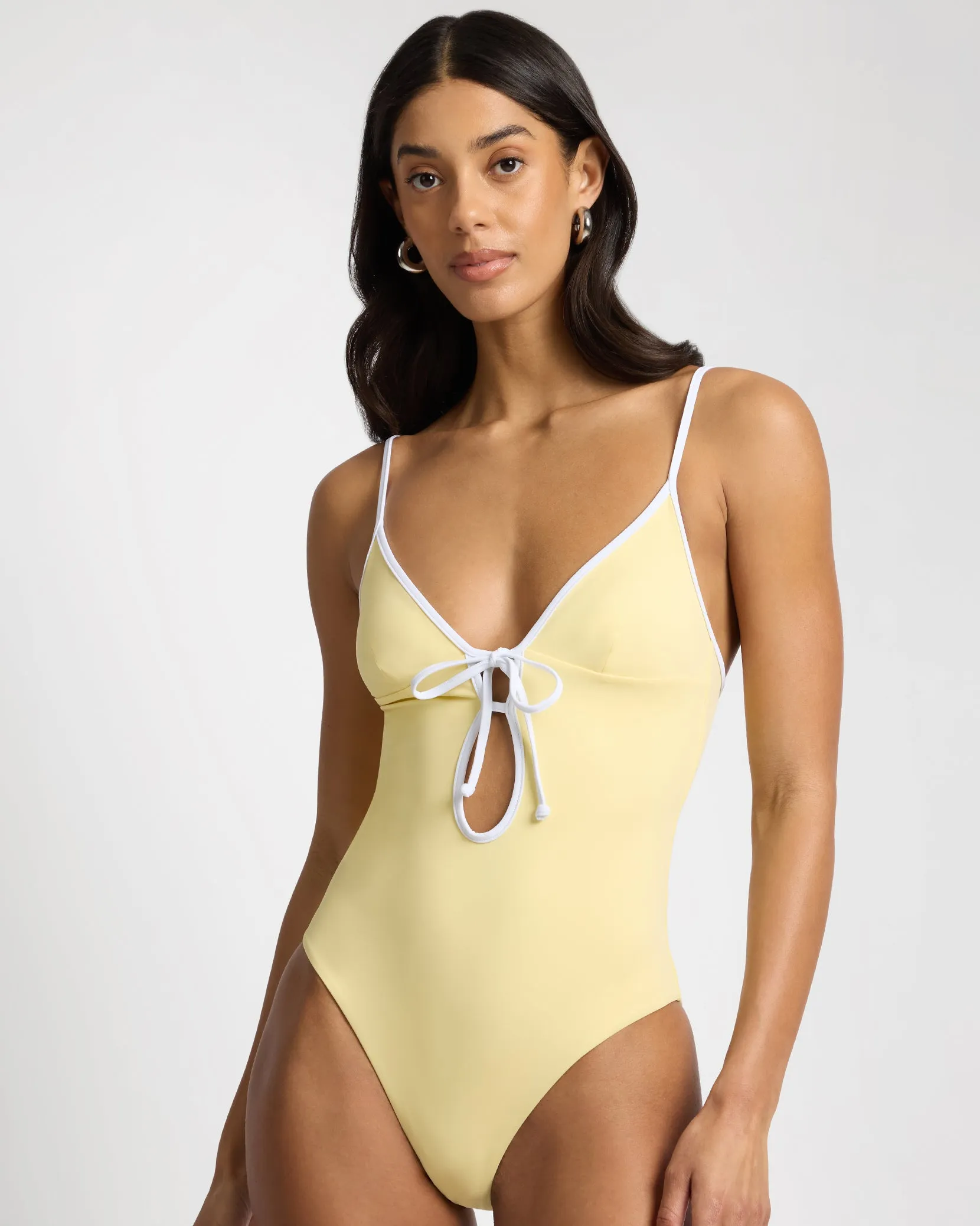 Soleil One Piece sold by Onia