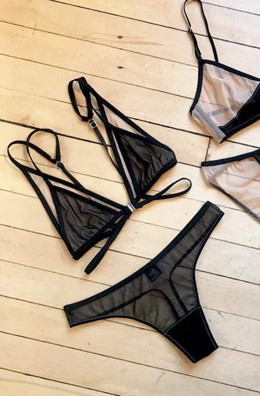 Whisper Color Block Basic Thong made by Only Hearts