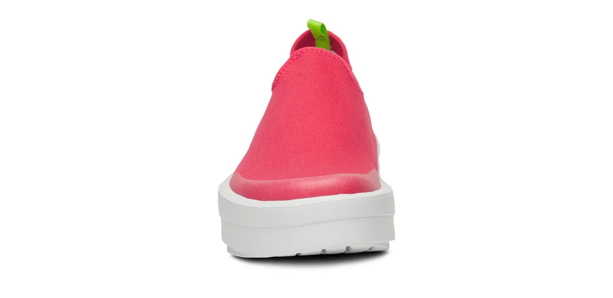 Women's OOmega eeZee Low Shoe - Neon Berry (FINAL SALE) sold by OOFOS product image thumbnail 3