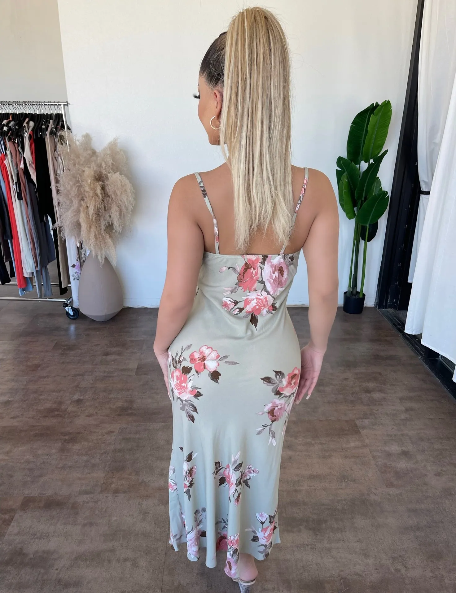 Maisy Maxi Dress(Sage) sold by OOTDFash product image thumbnail 2