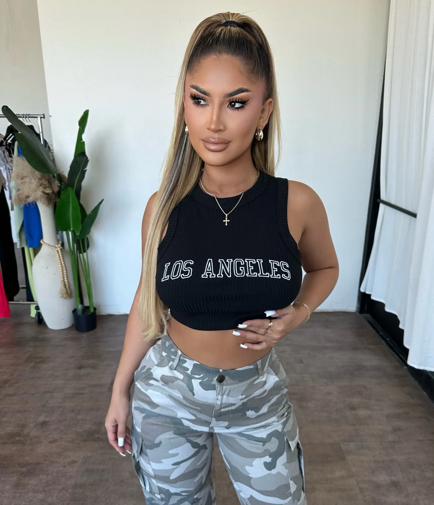 "LOS ANGELES' Top (Black) sold by OOTDFash