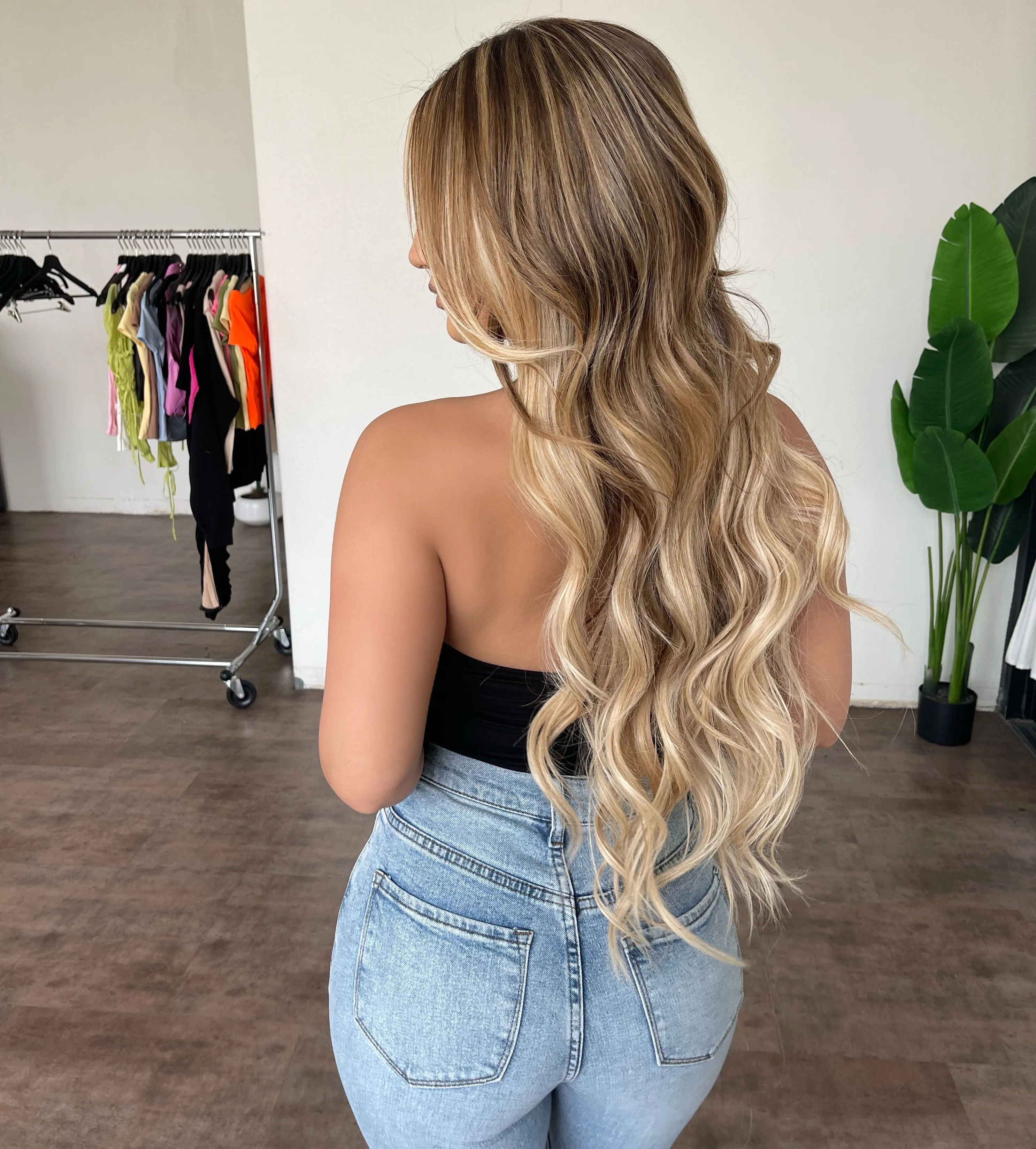 Daisy Cropped Top(Black) sold by OOTDFash product image thumbnail 2