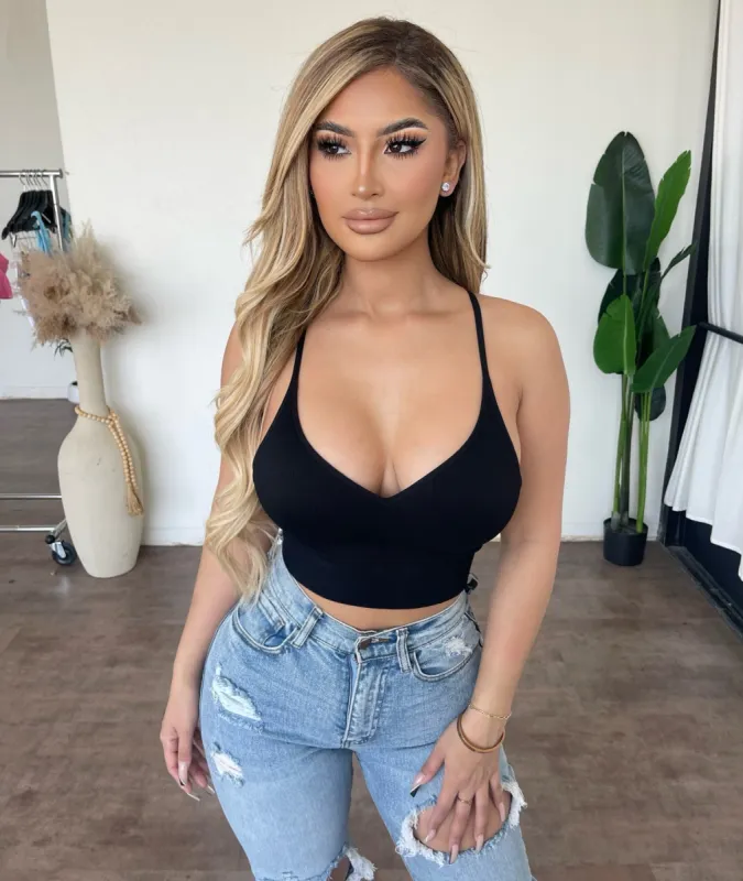 Annemi Top (Black) sold by OOTDFash