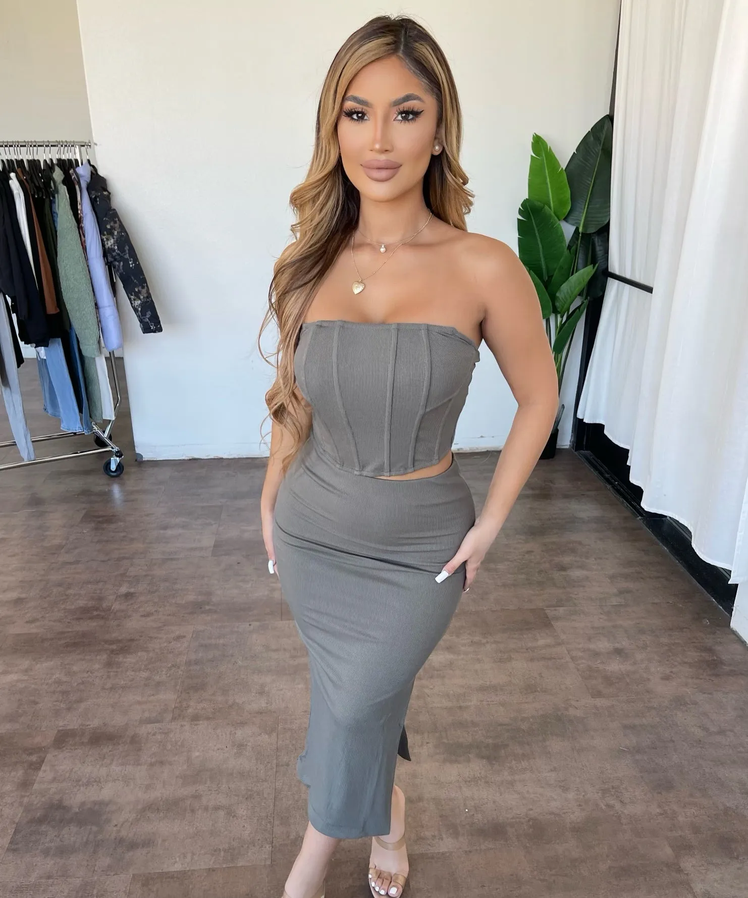 Carol Skirt(Olive) sold by OOTDFash